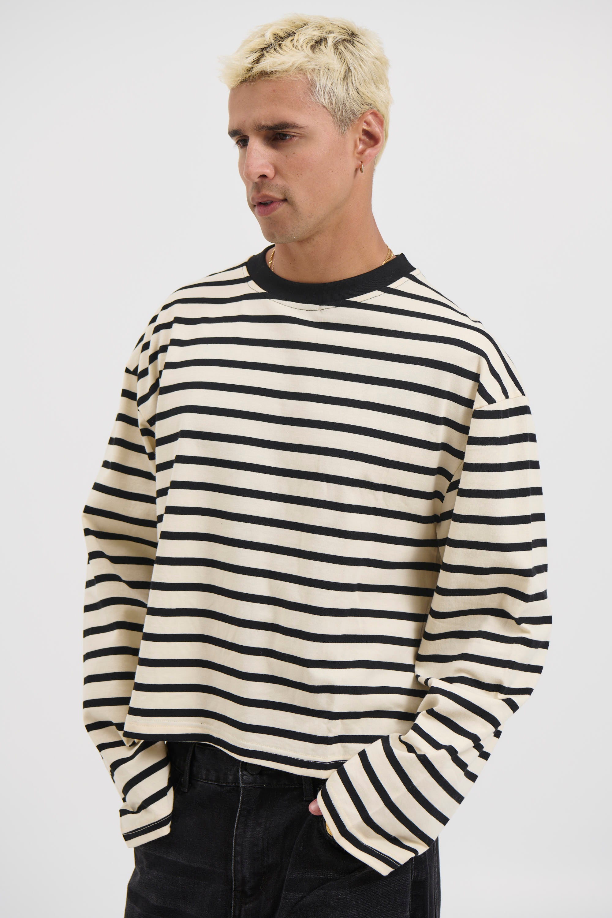 Cropped Long Sleeve Black Stripe
