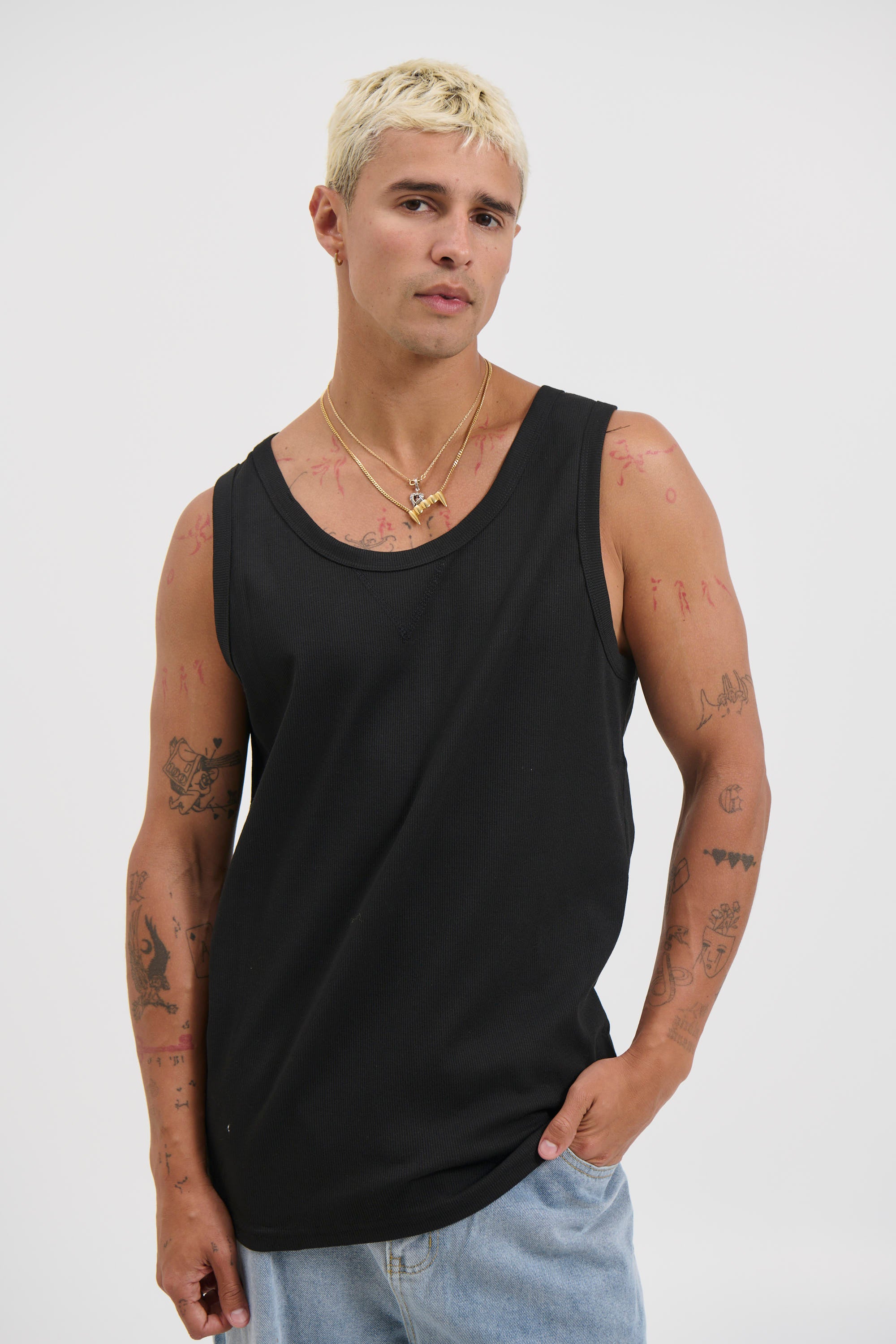Ruben Fitted Tank Black