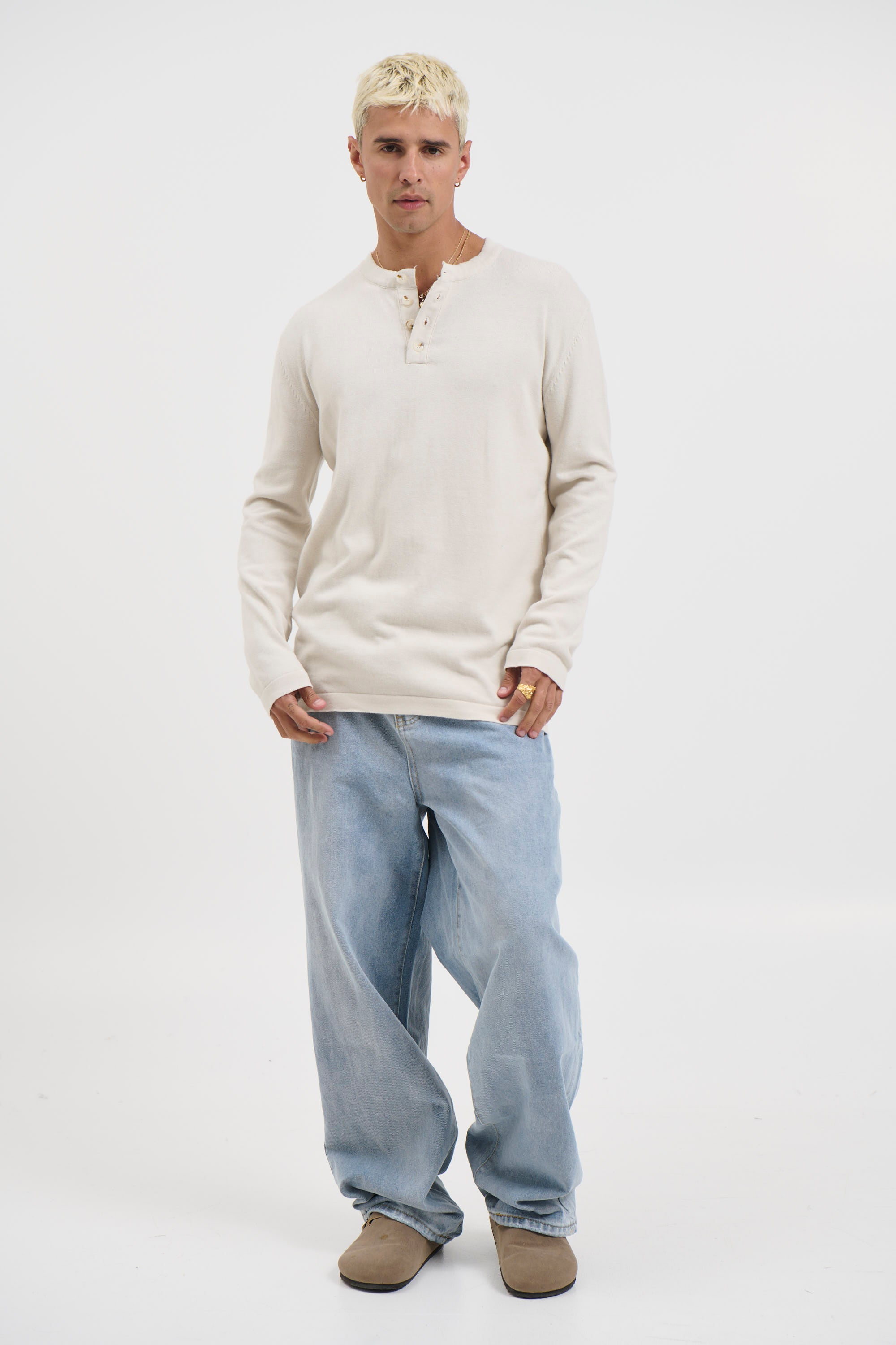 Jackson Fitted Henley Dove