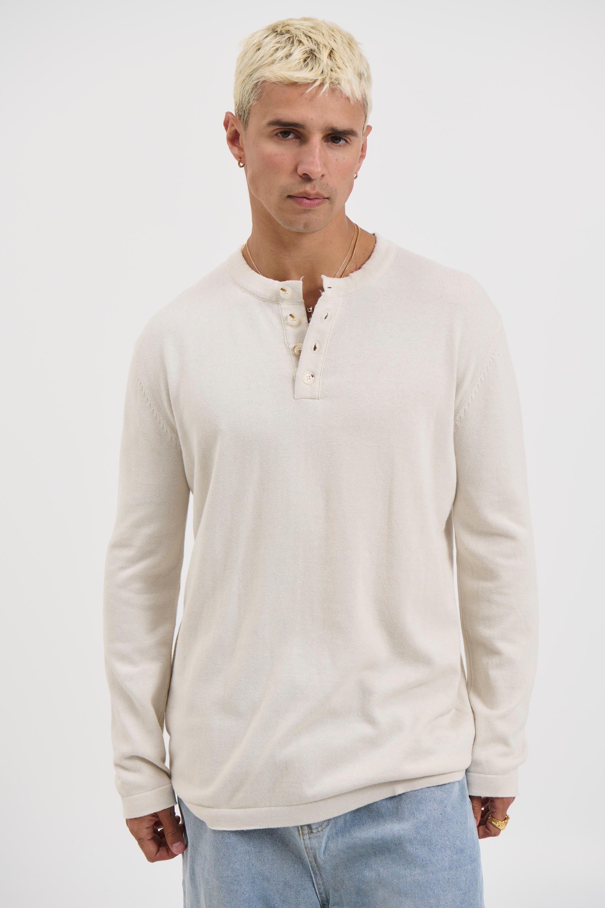 Jackson Fitted Henley Dove