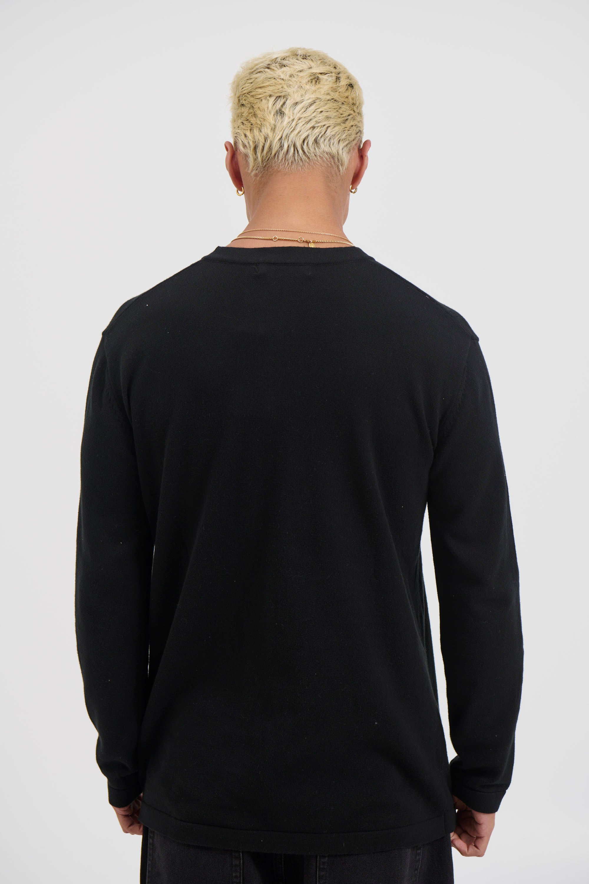 Jackson Fitted Henley Black