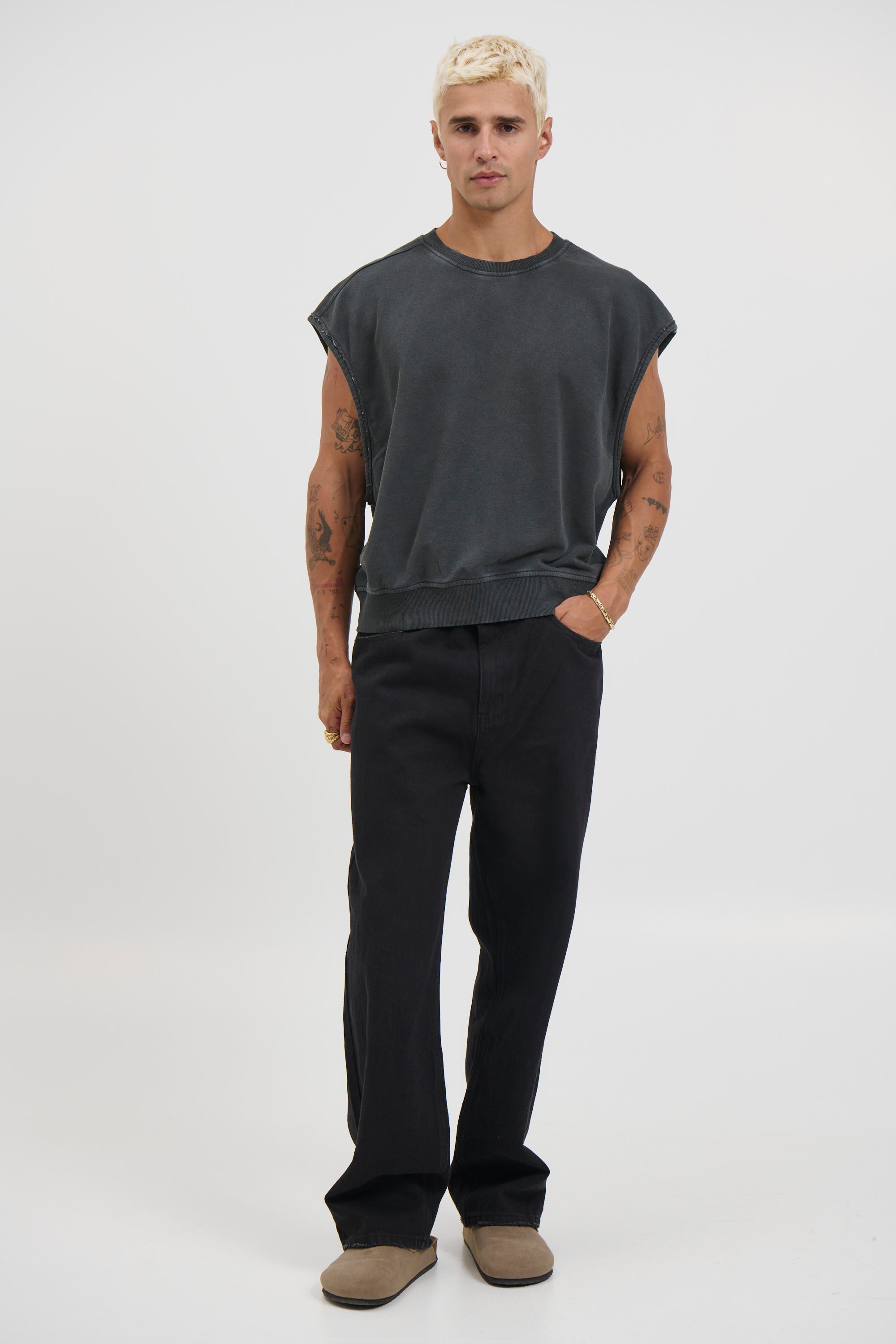 Cropped Fleece Ribbed Tank Charcoal