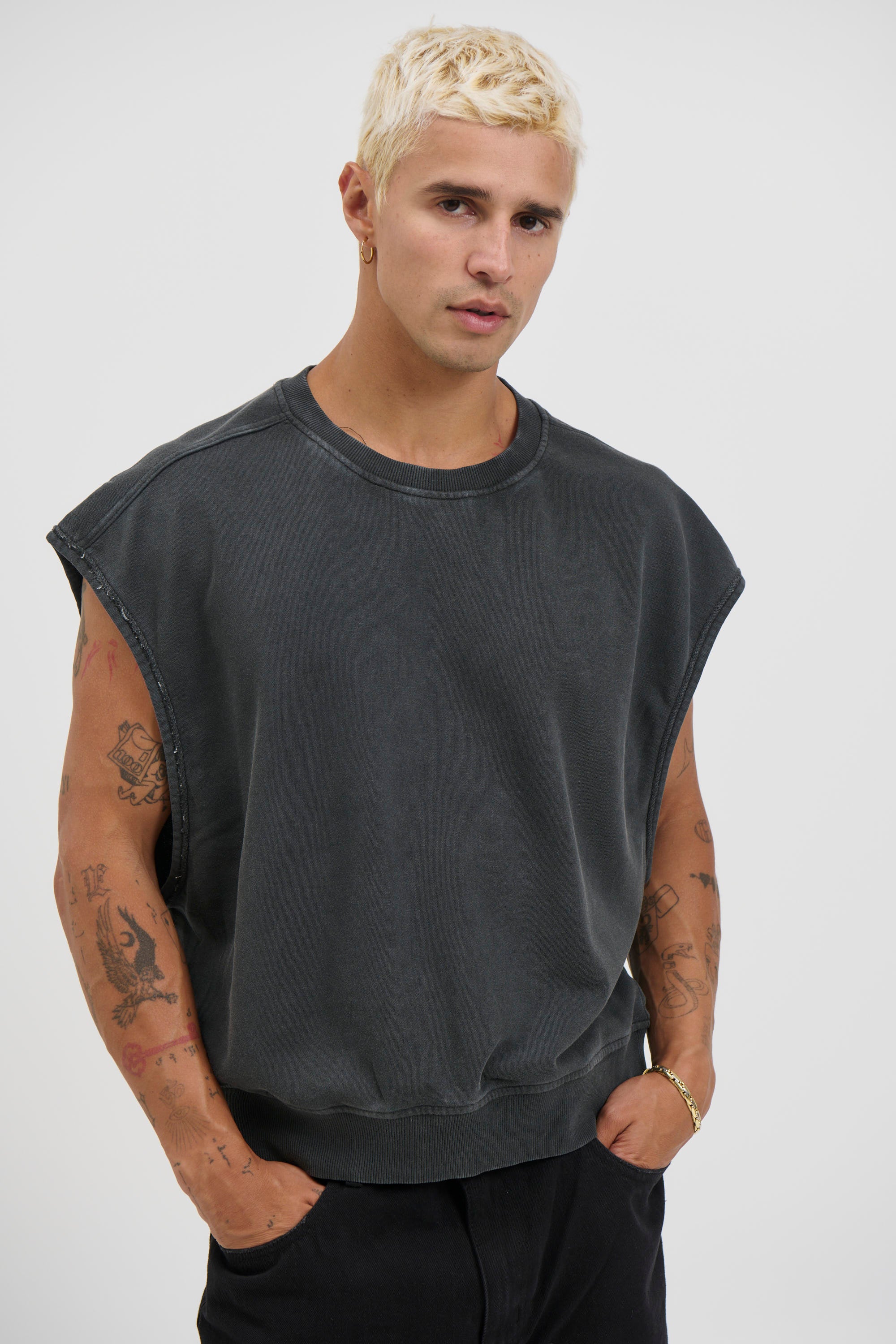 Cropped Fleece Ribbed Tank Charcoal