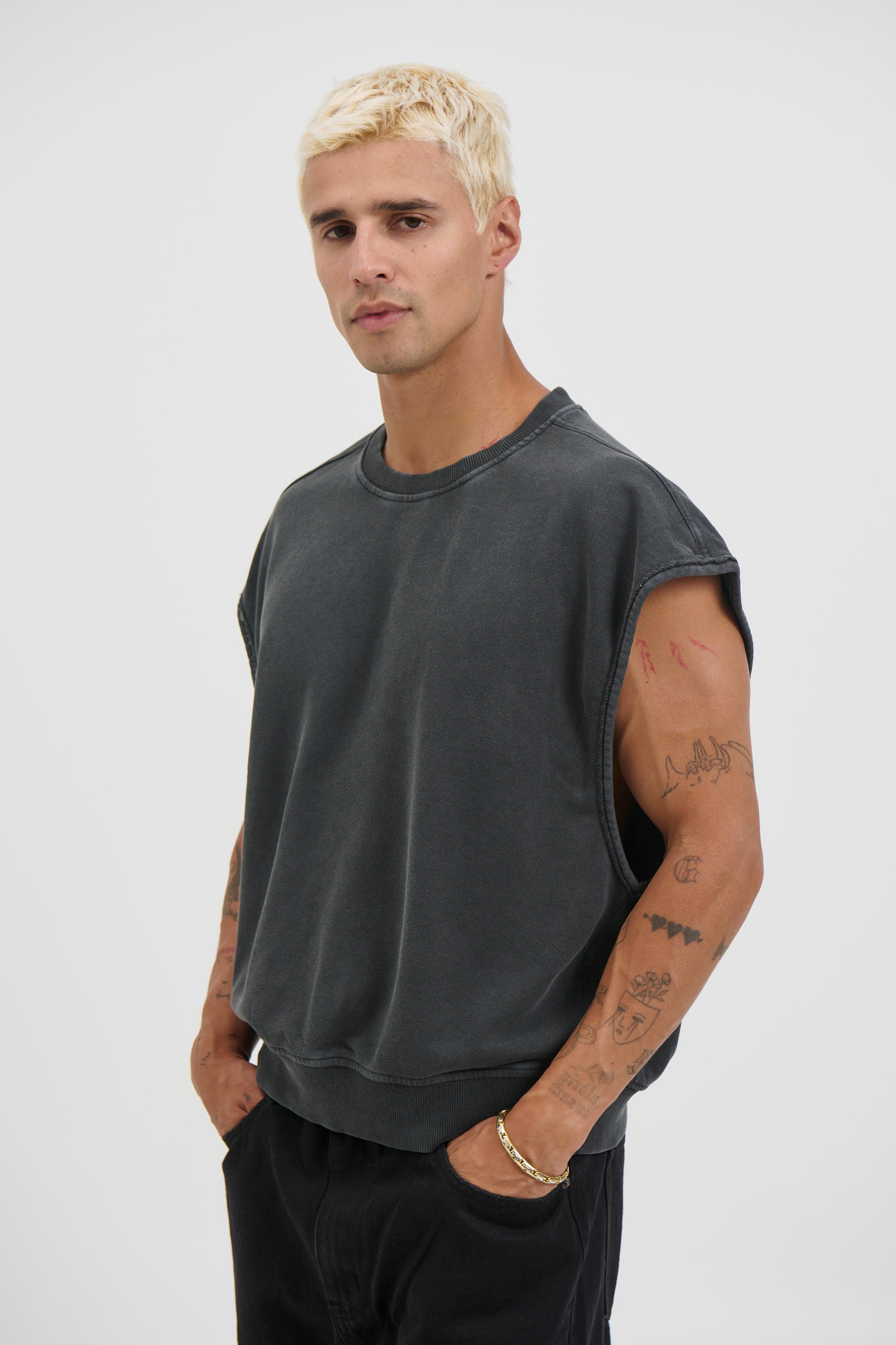 Cropped Fleece Ribbed Tank Charcoal