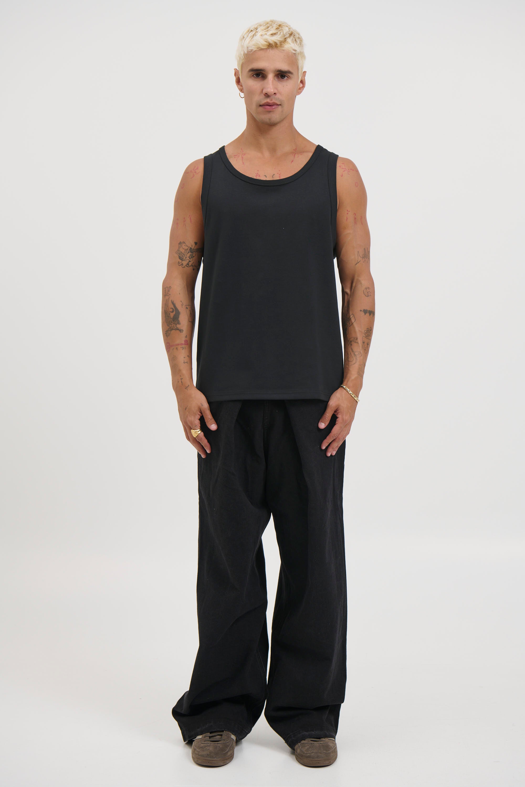 Stretch Fitted Tank Black