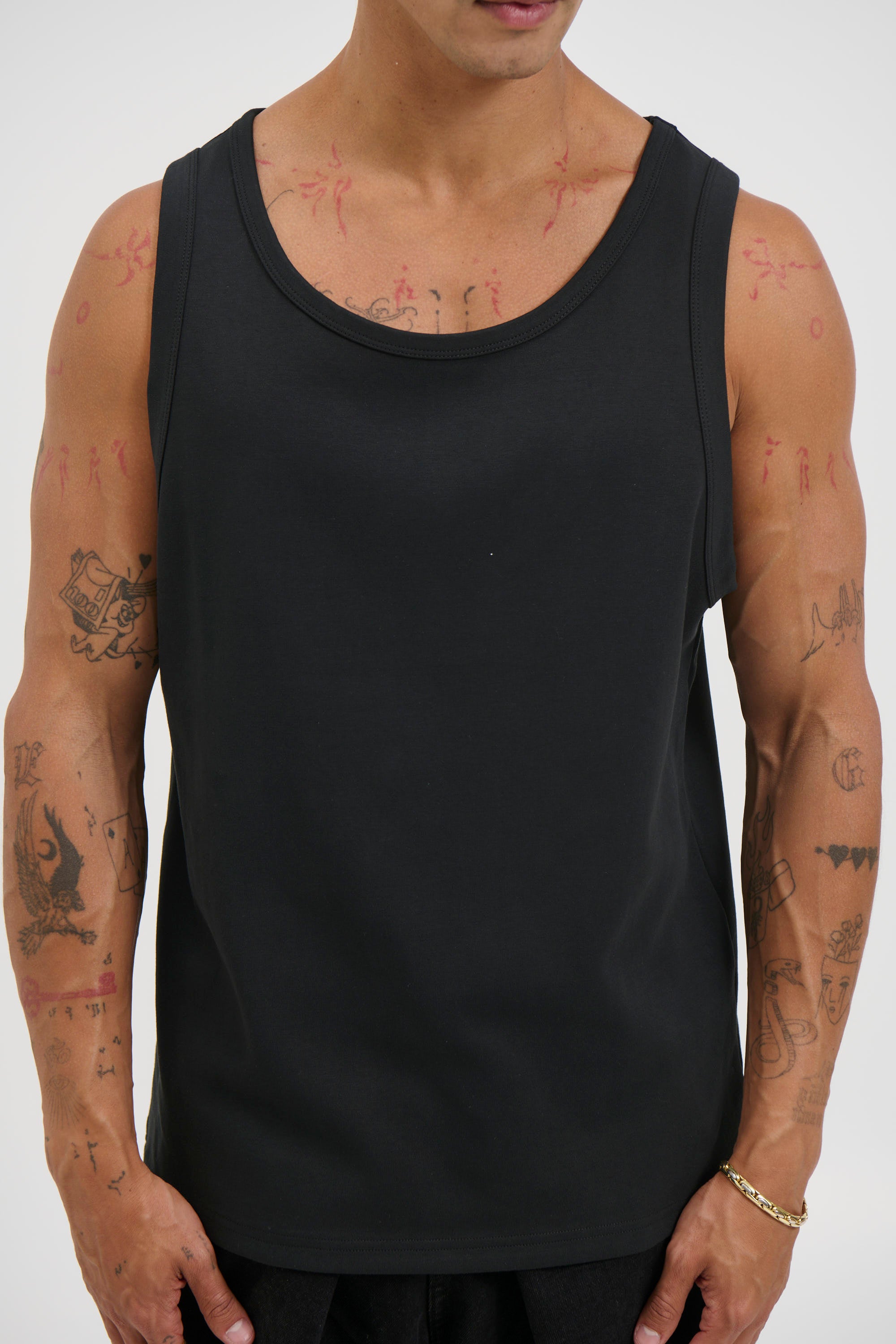 Stretch Fitted Tank Black