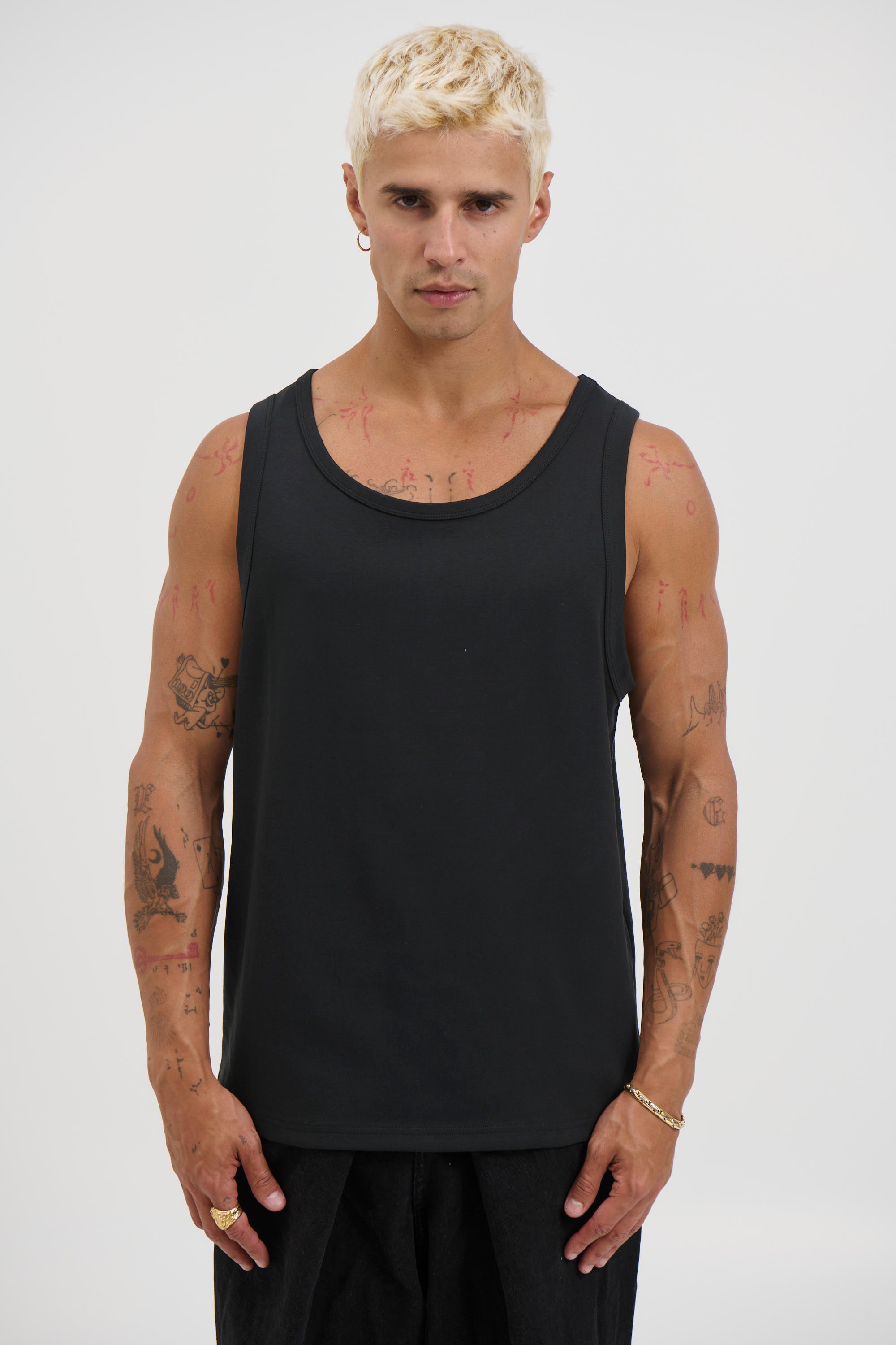 Stretch Fitted Tank Black