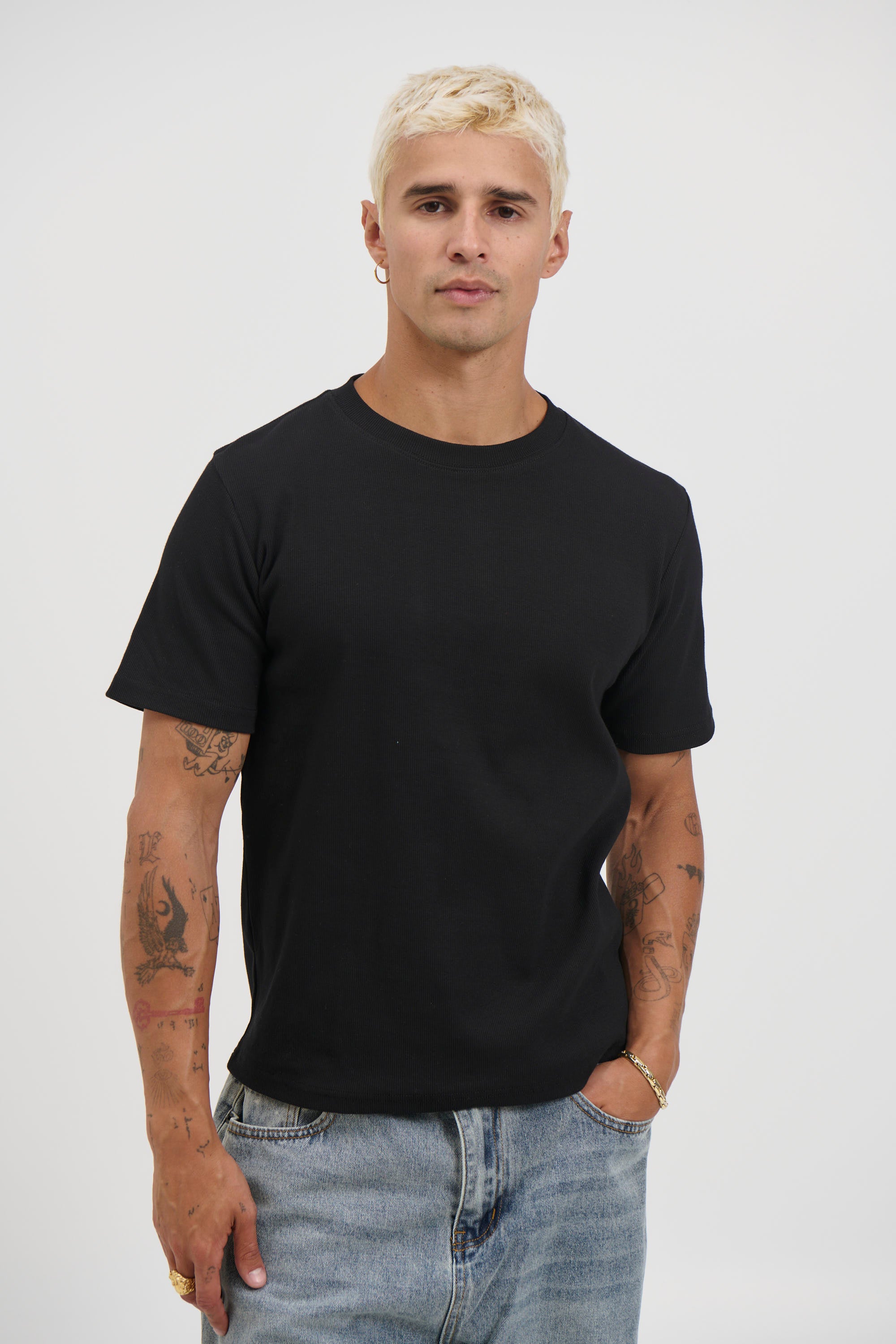 Fitted Ribbed Tee Black
