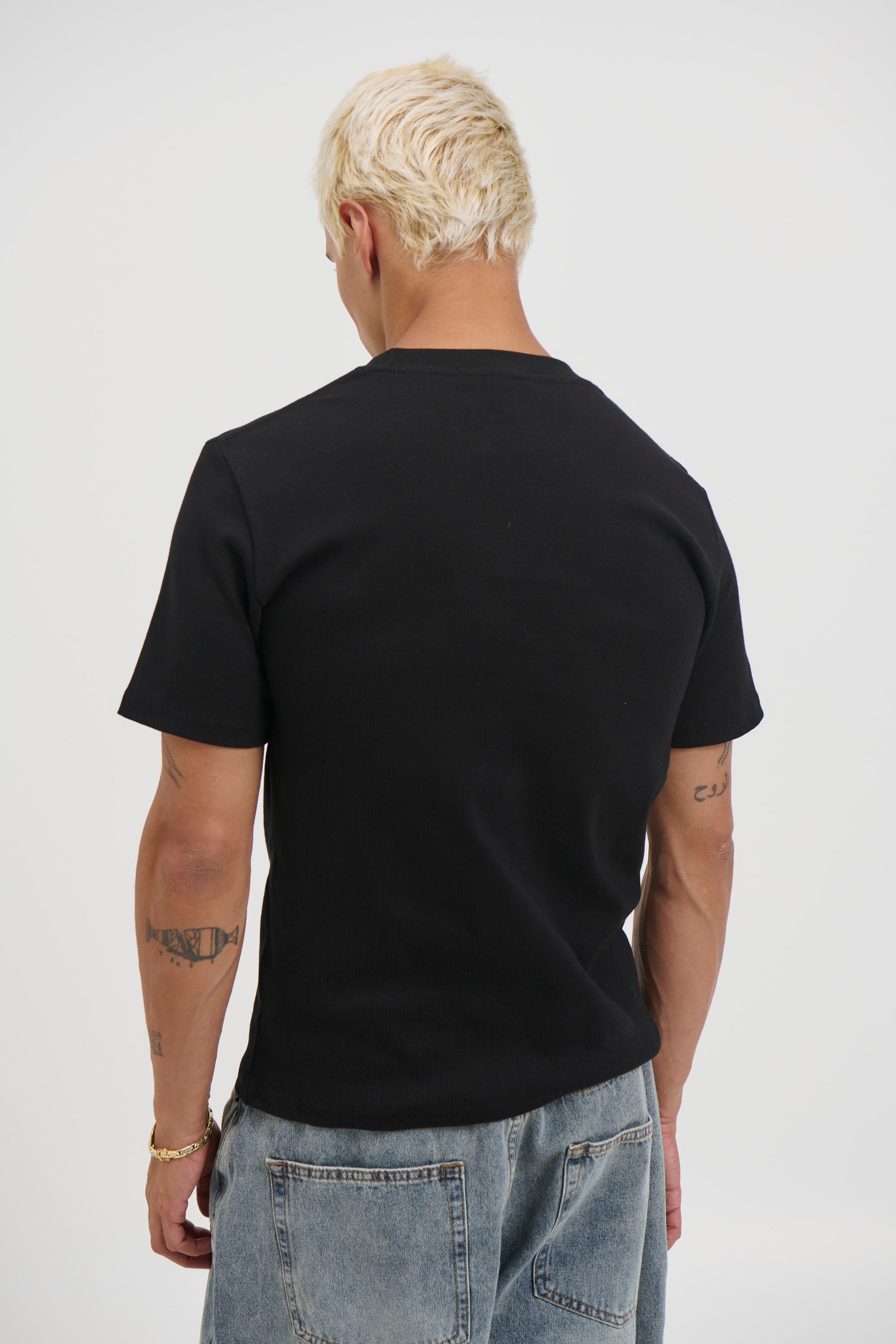 Fitted Ribbed Tee Black