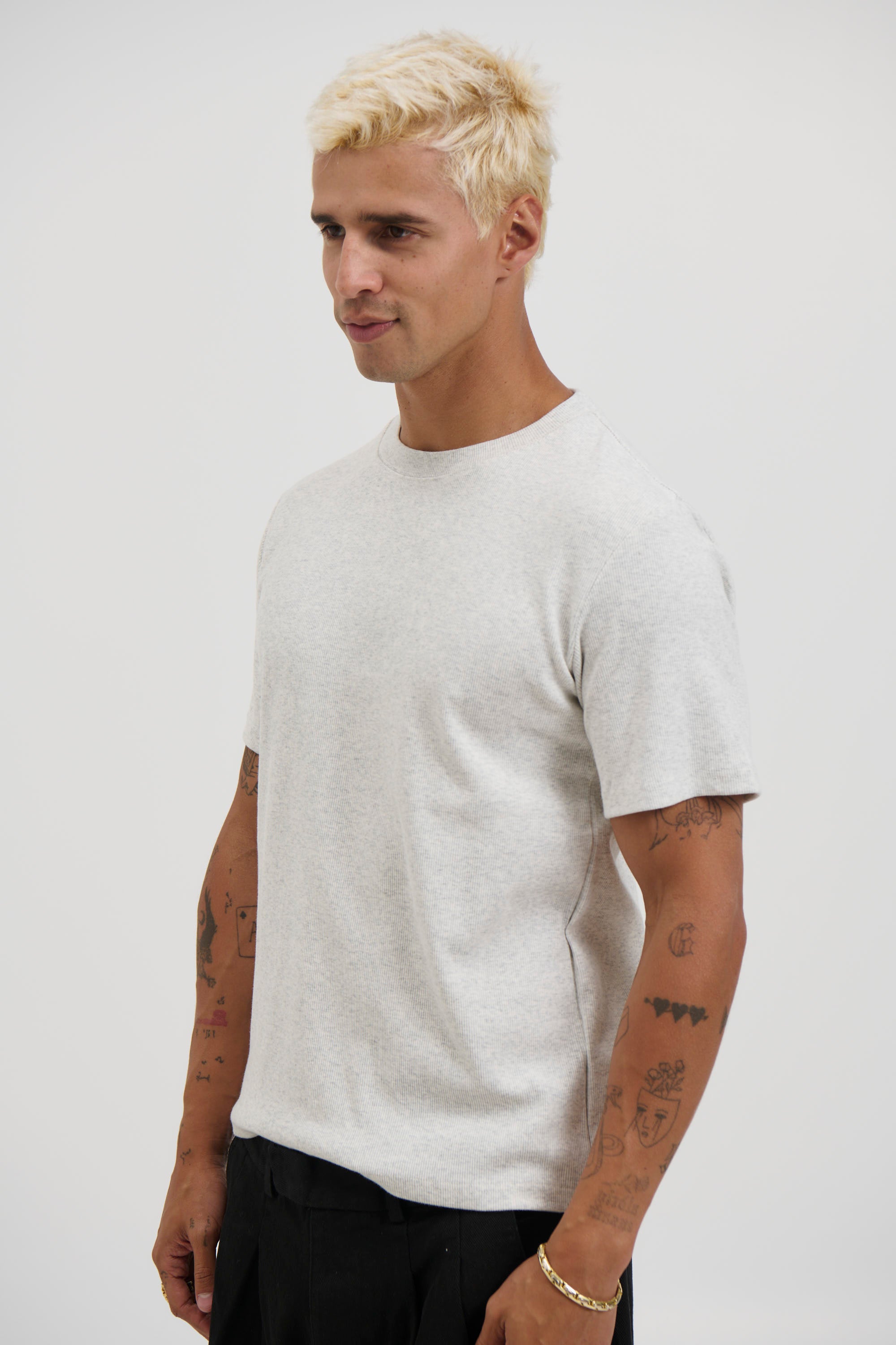 Fitted Ribbed Tee Grey
