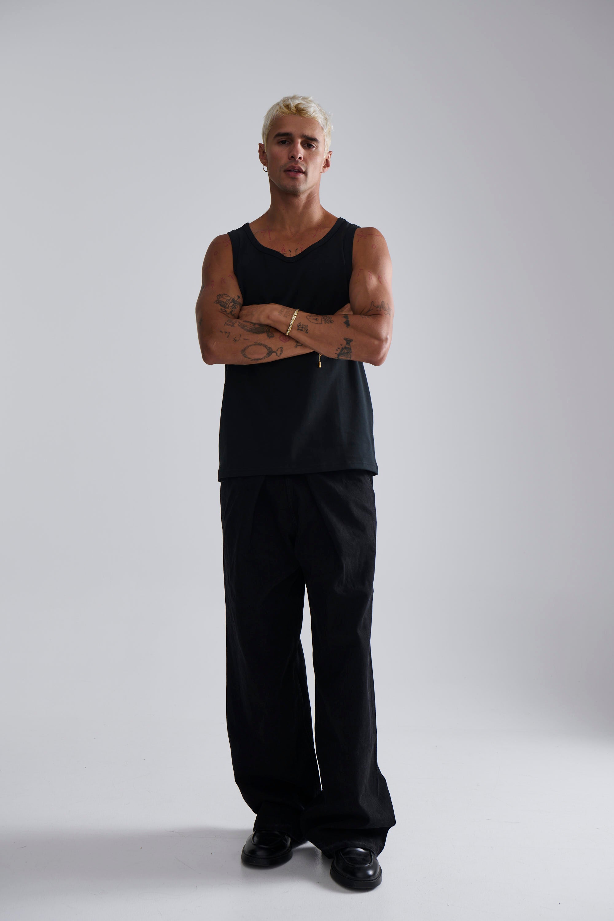 Stretch Fitted Tank Black
