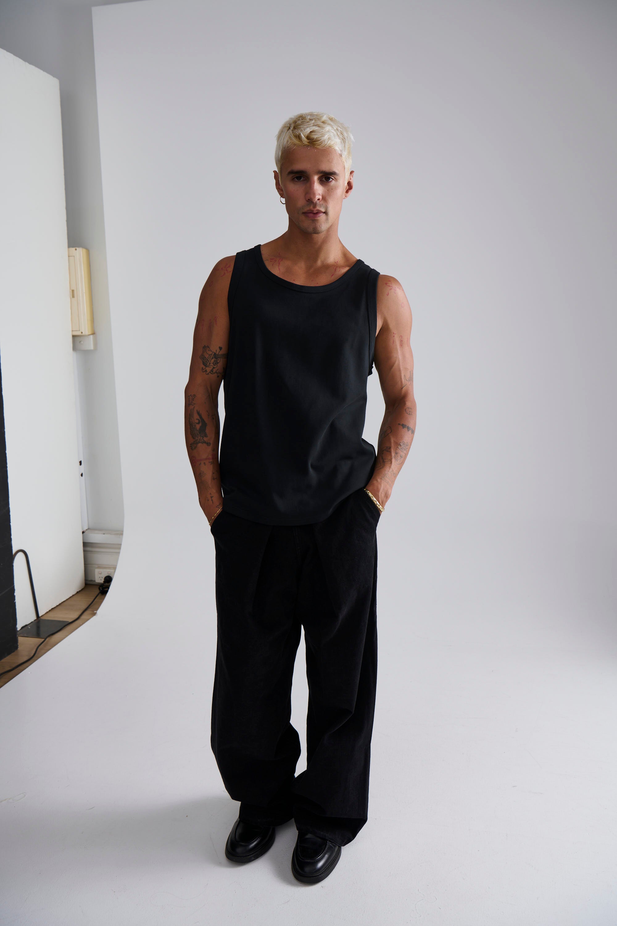 Stretch Fitted Tank Black