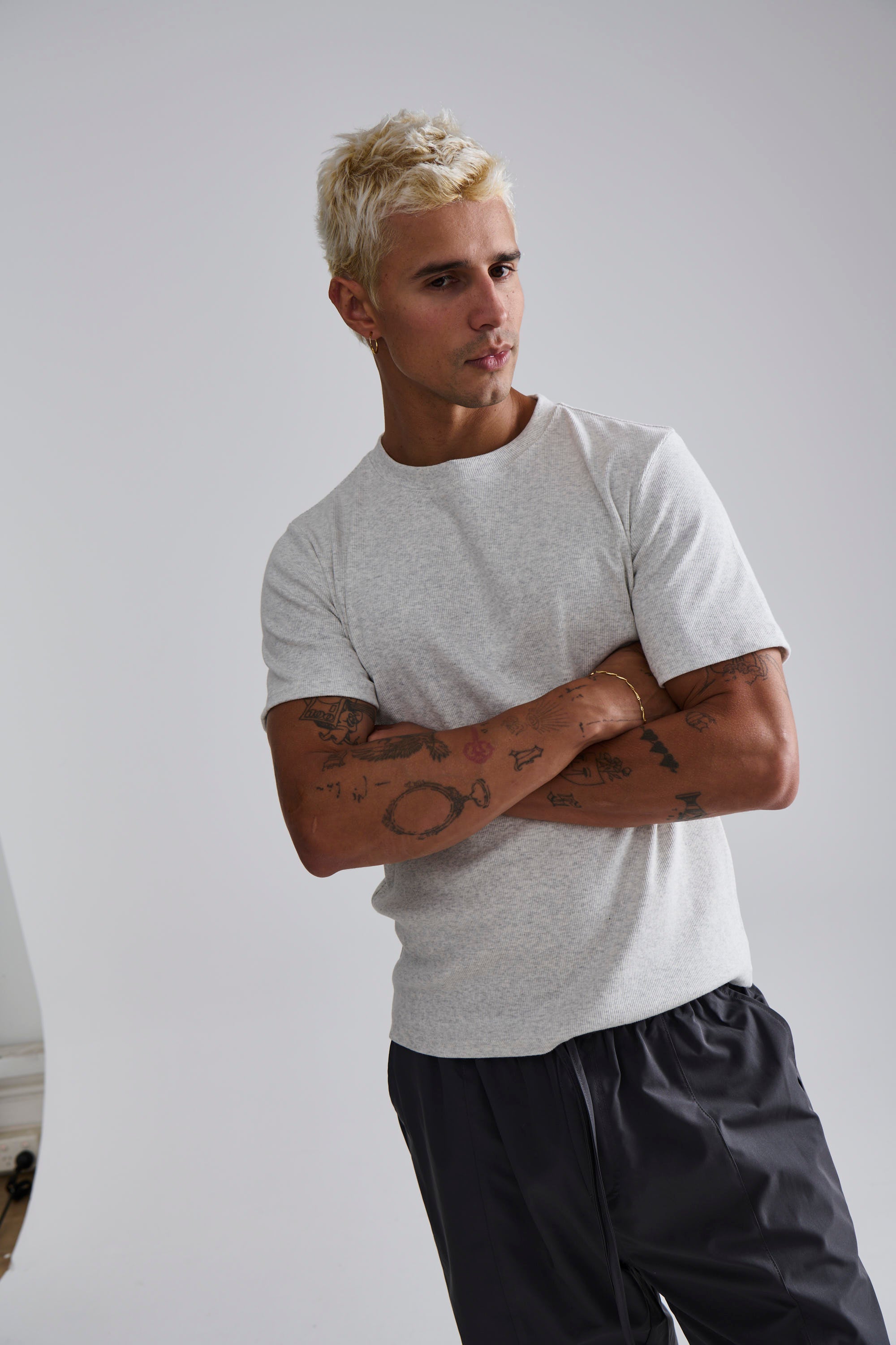 Fitted Ribbed Tee Grey