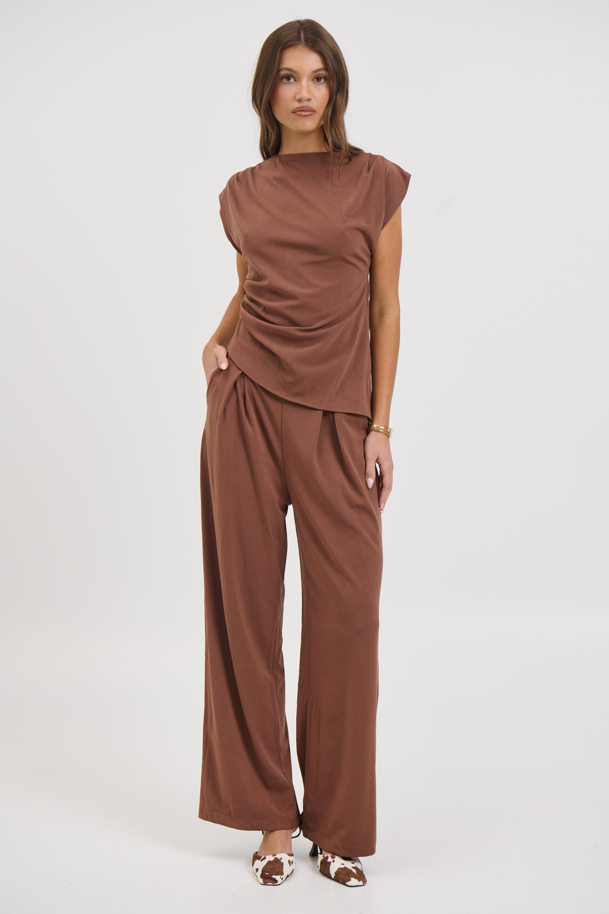 Sara Pant Chocolate