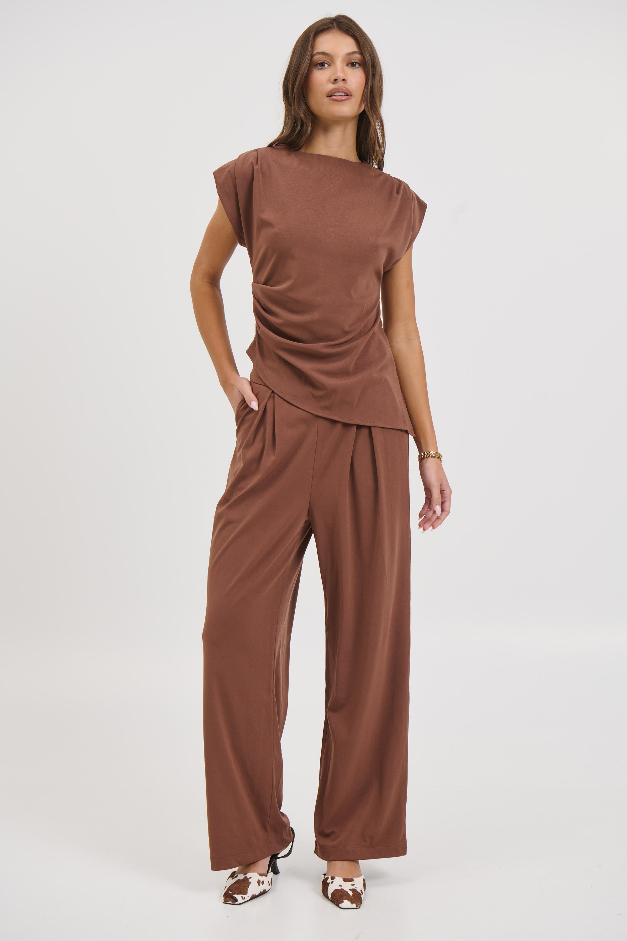 Sara Pant Chocolate