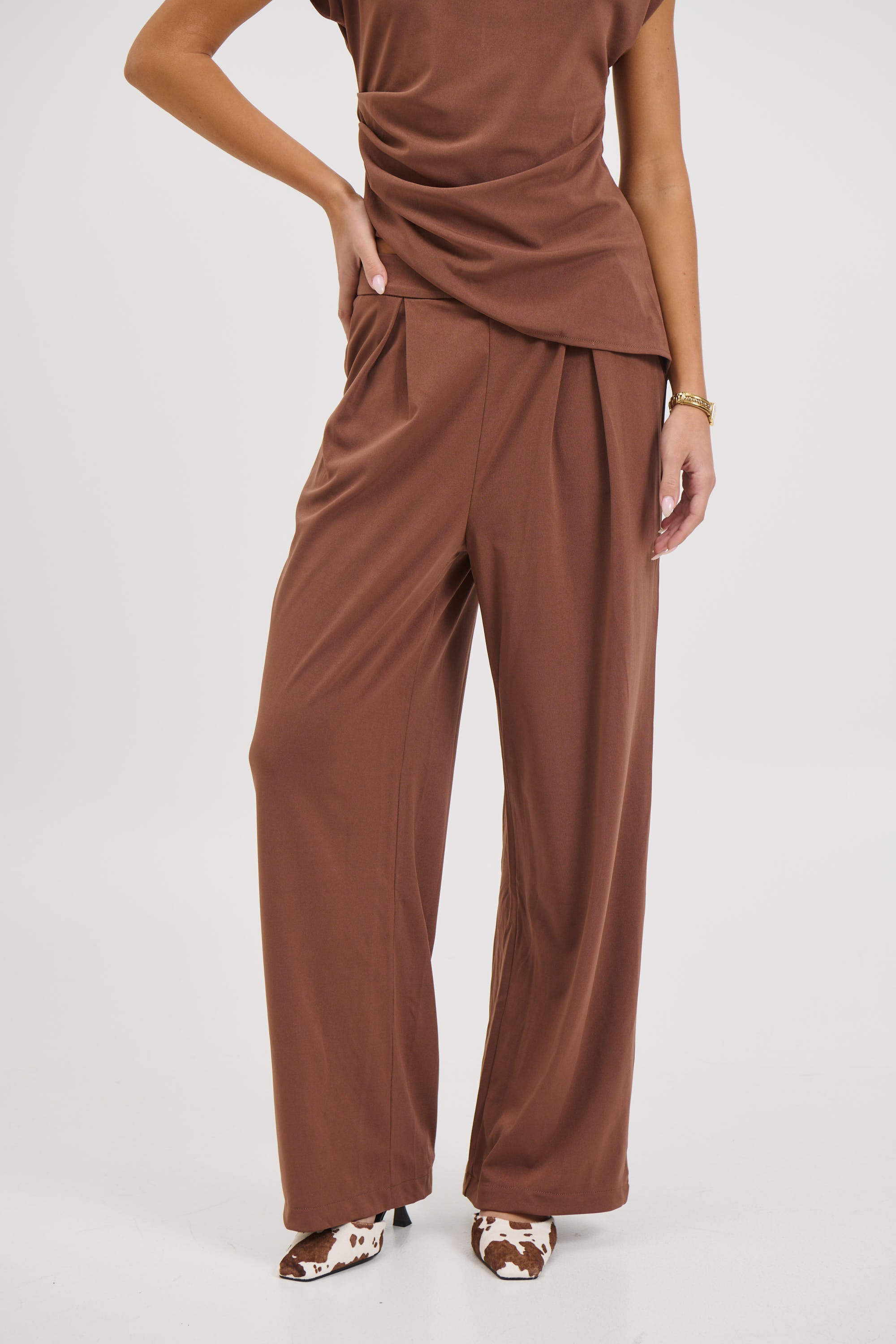 Sara Pant Chocolate