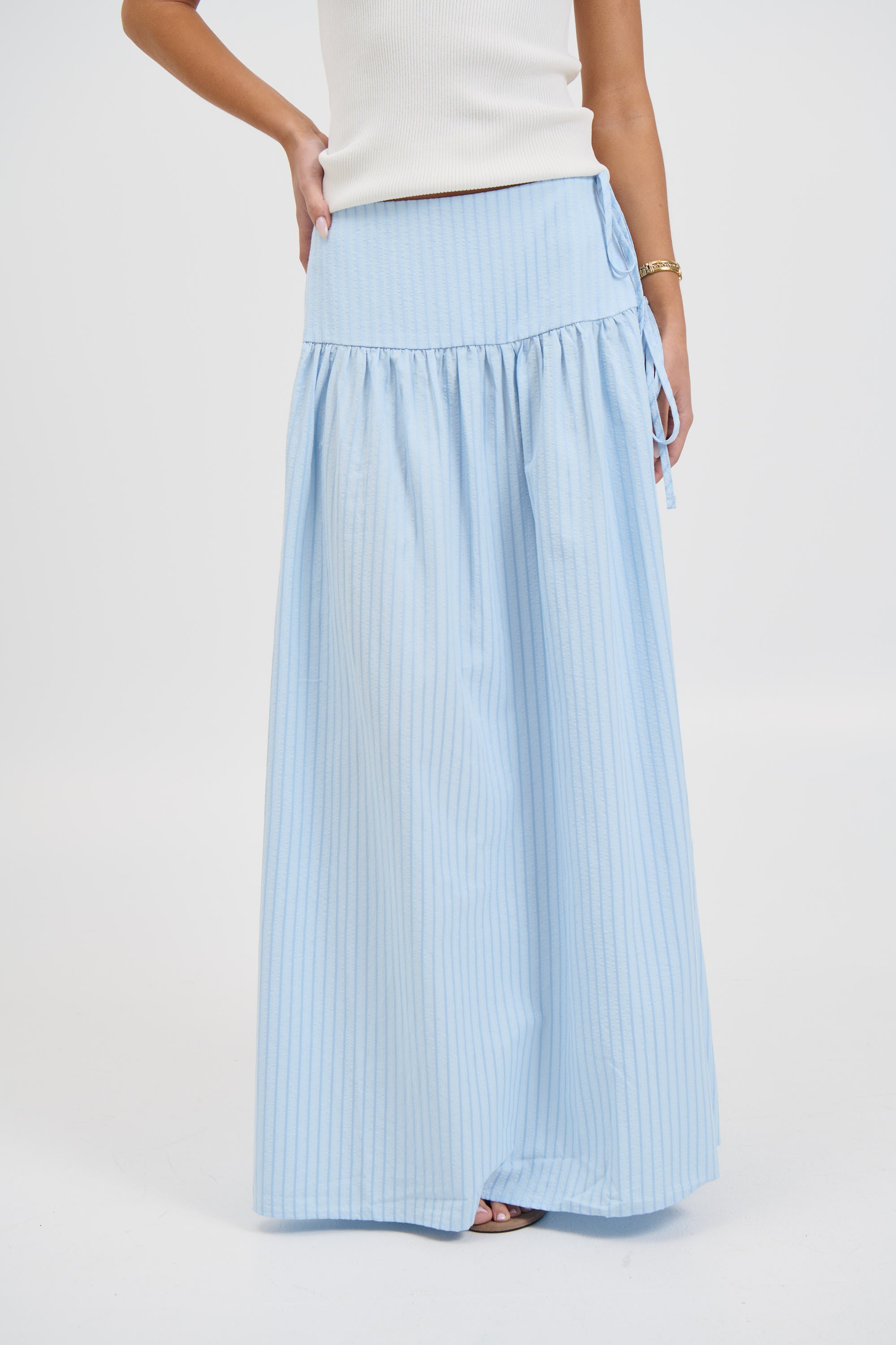 Minnie Maxi Skirt Sky