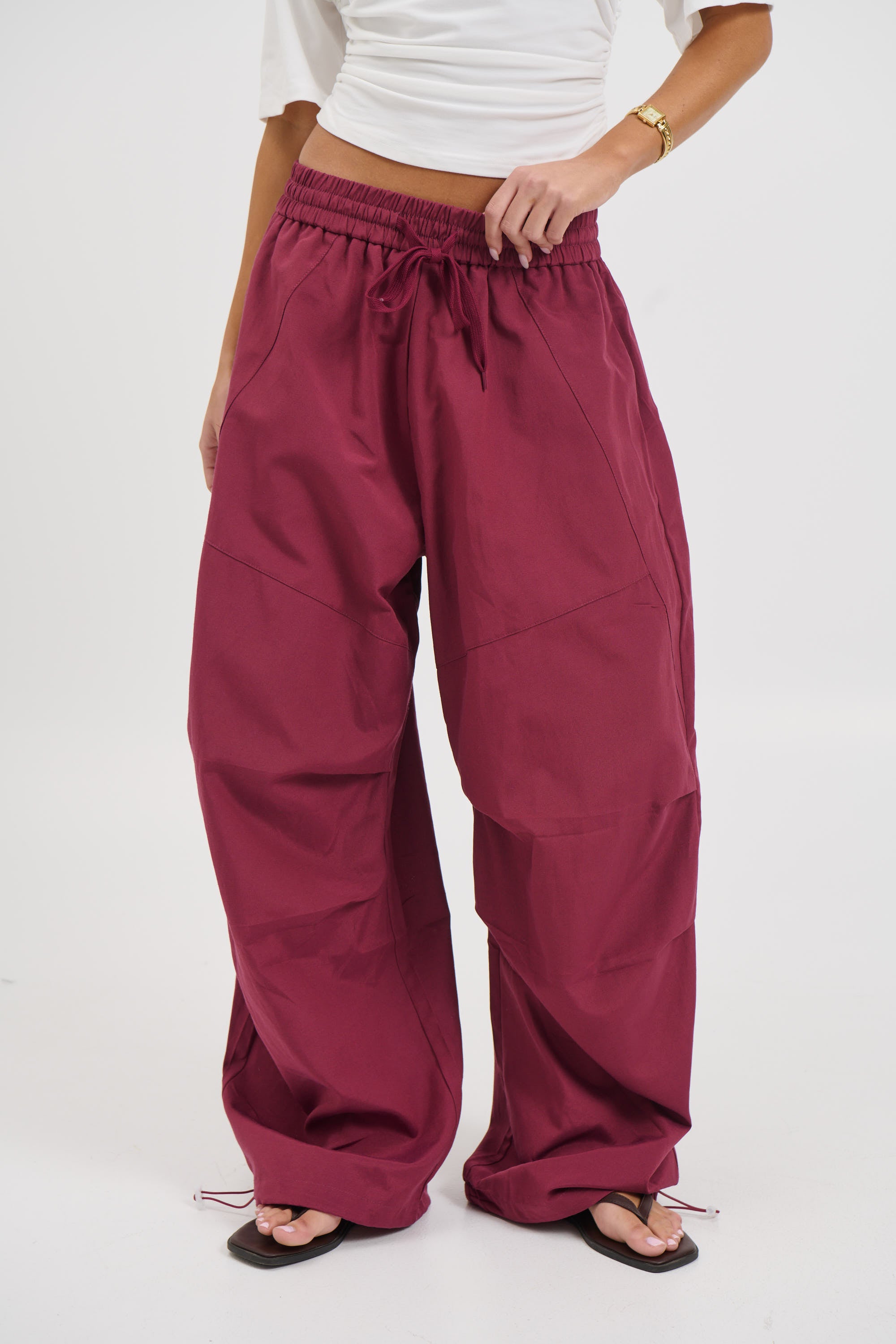 Lavinia Pant Wine