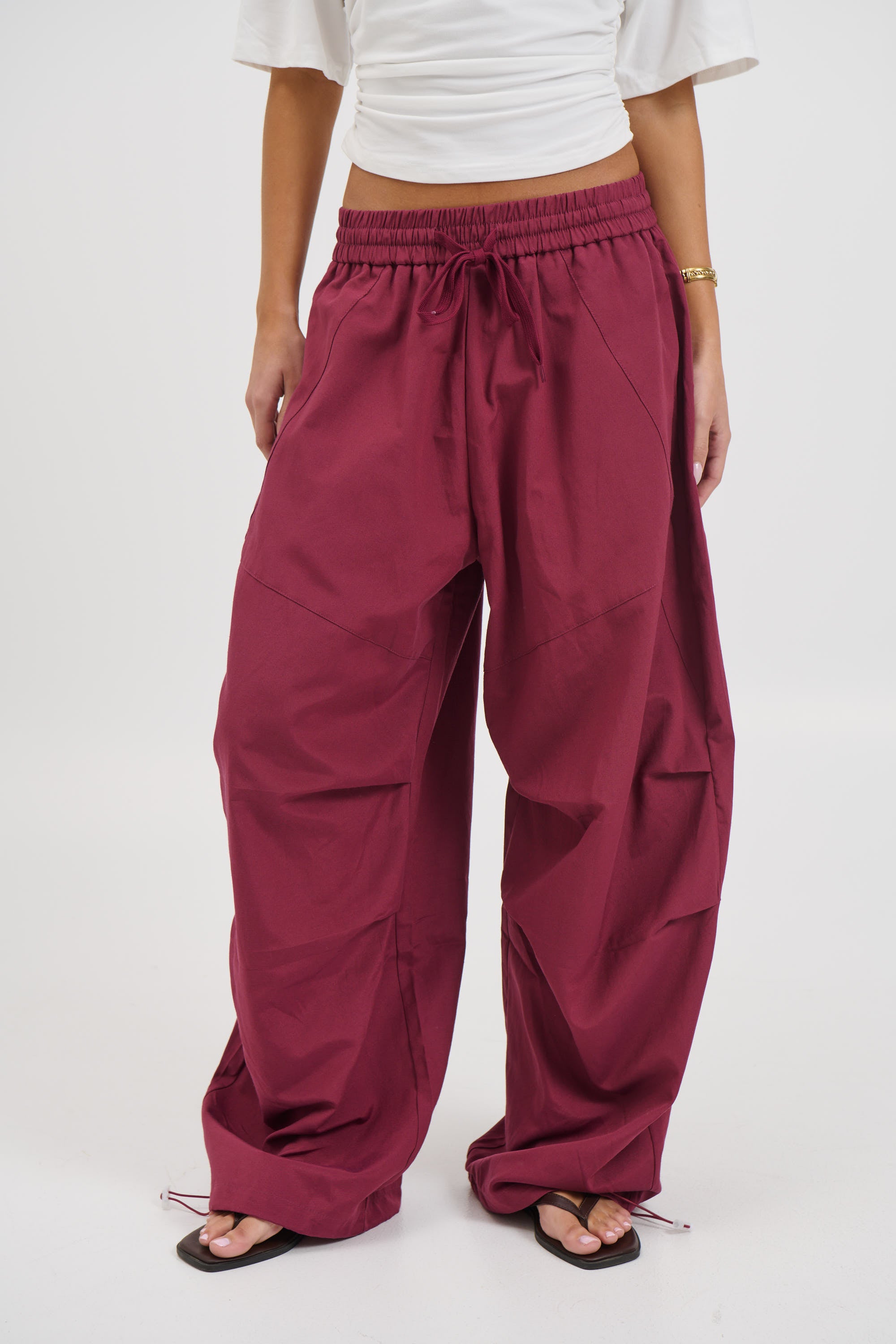Lavinia Pant Wine