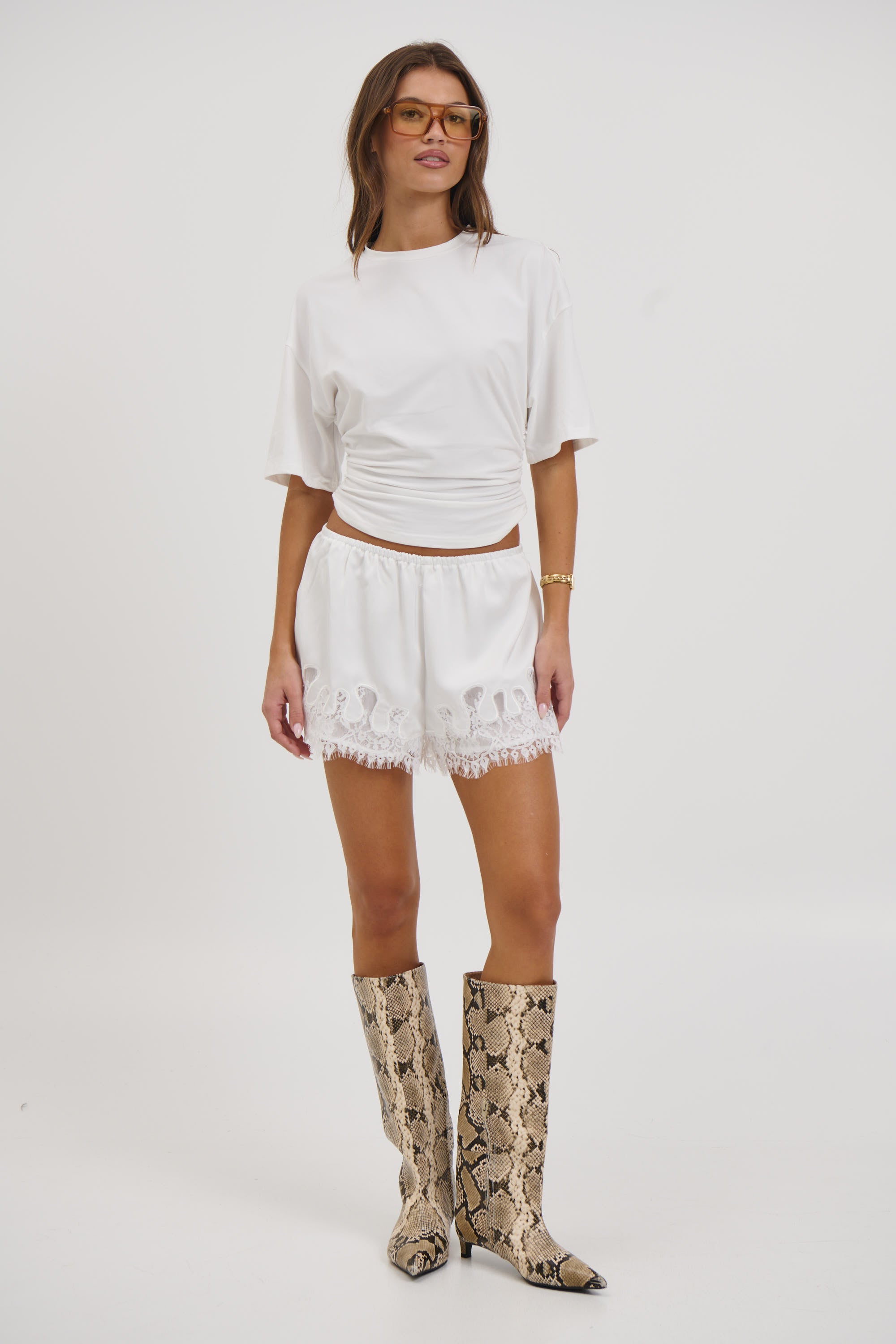 Jacky Lace Short White