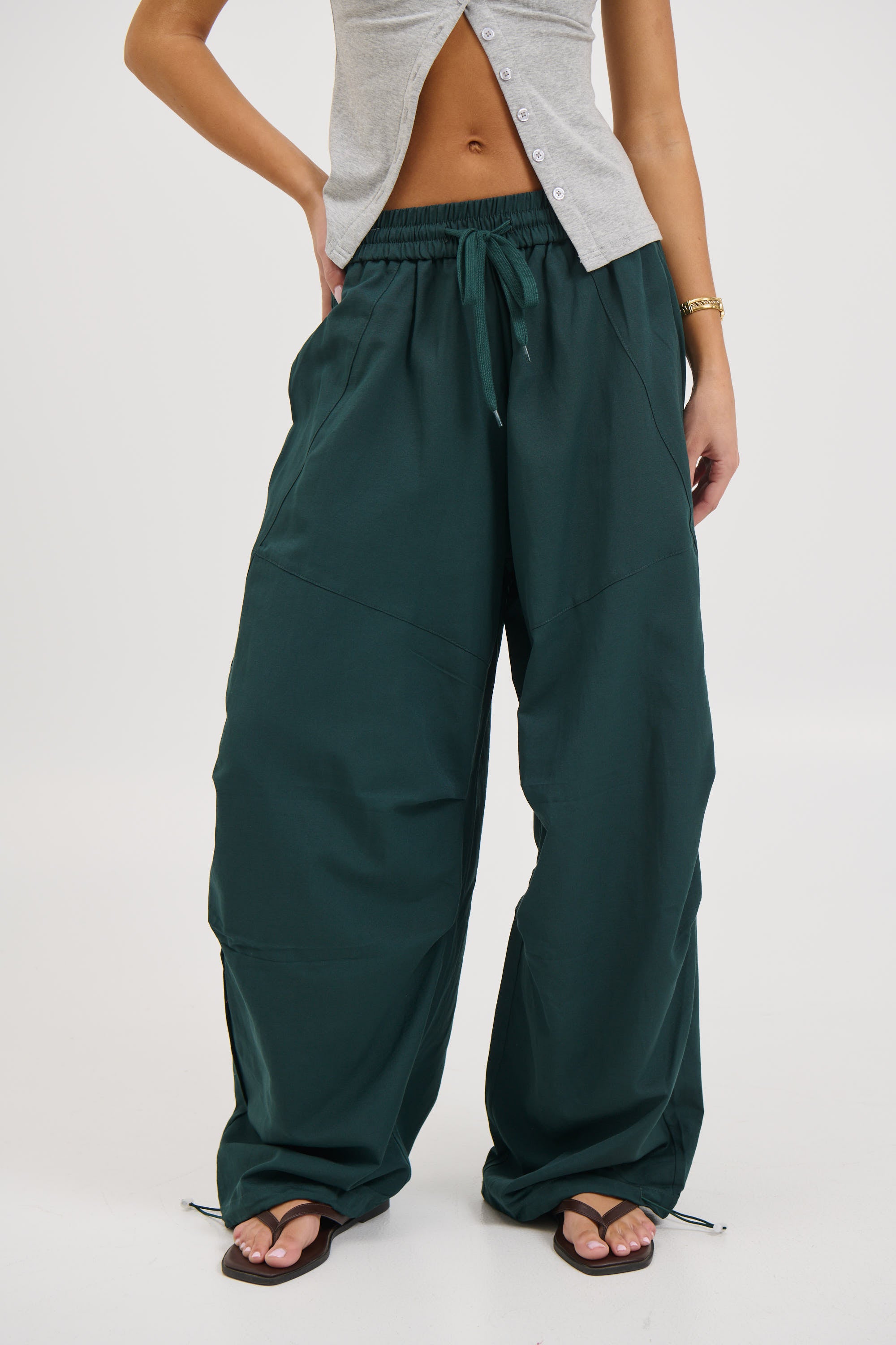 Lavinia Pant Dark Army