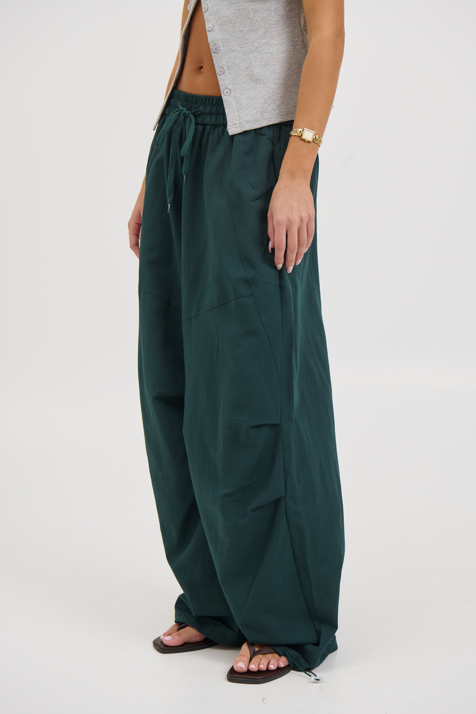 Lavinia Pant Dark Army