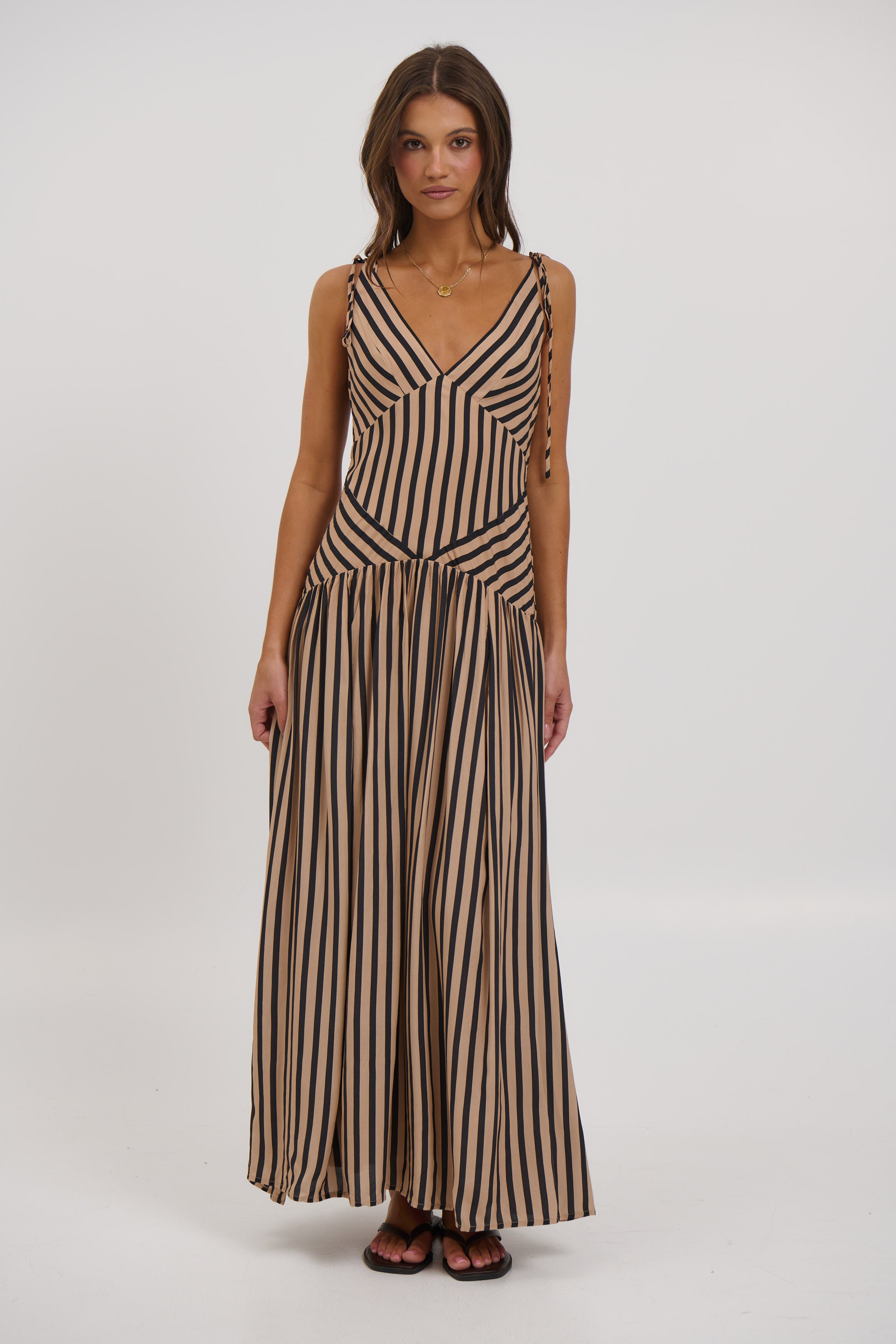 Hadley Maxi Dress Mocha