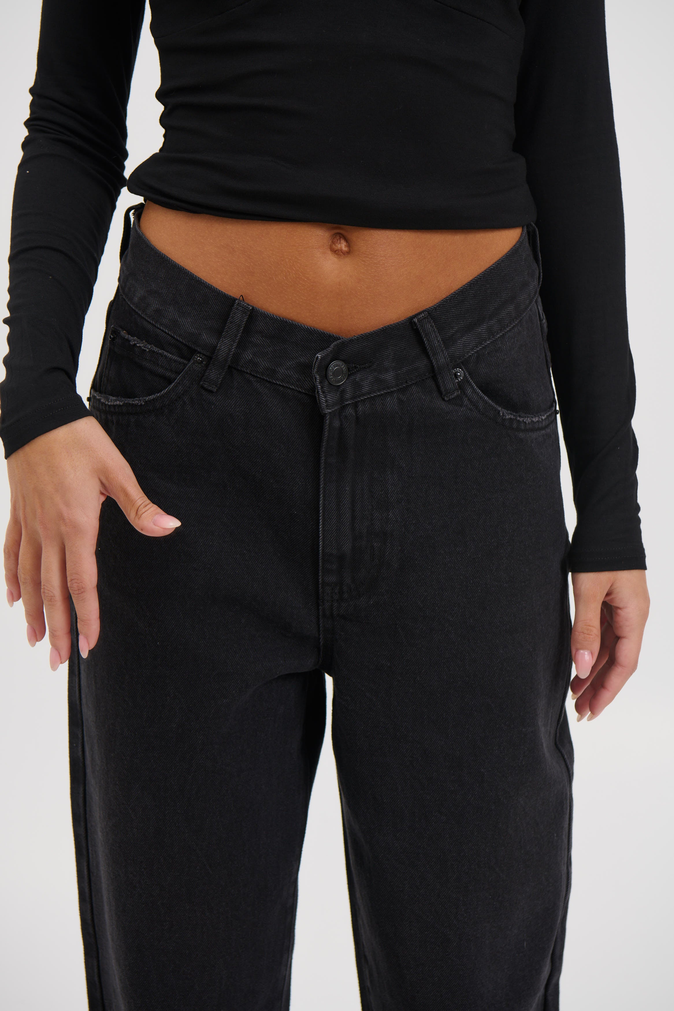 Vera Jean Backstage Black