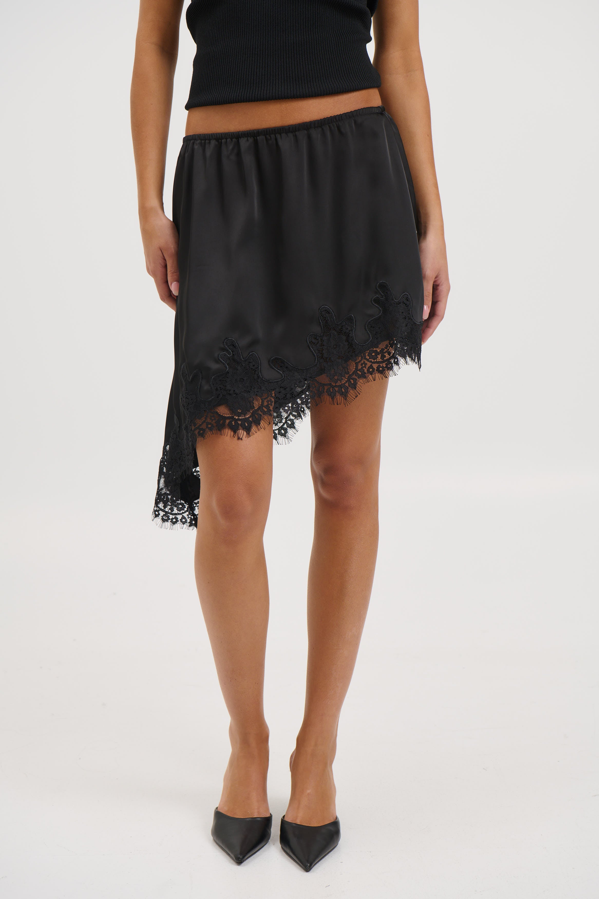 Sammi Lace Mini Skirt Black