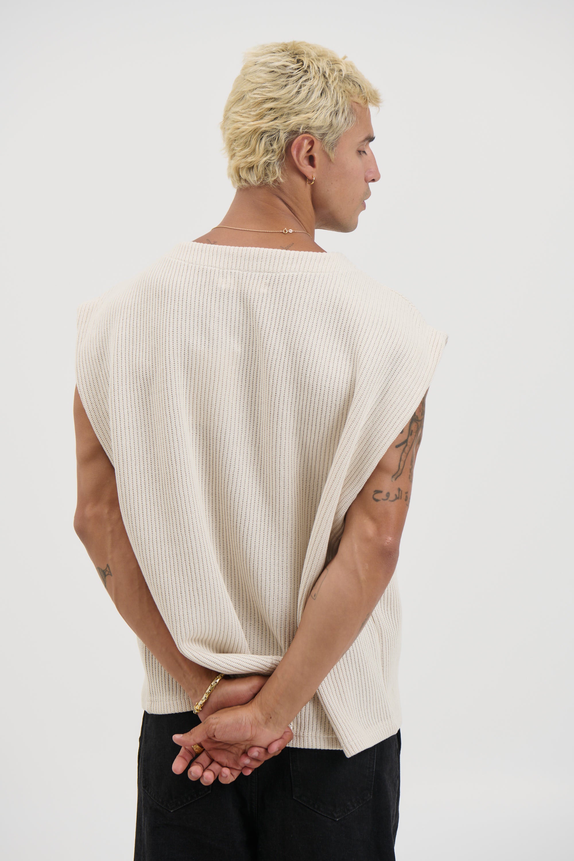 Cassius Knitted Vest Sand
