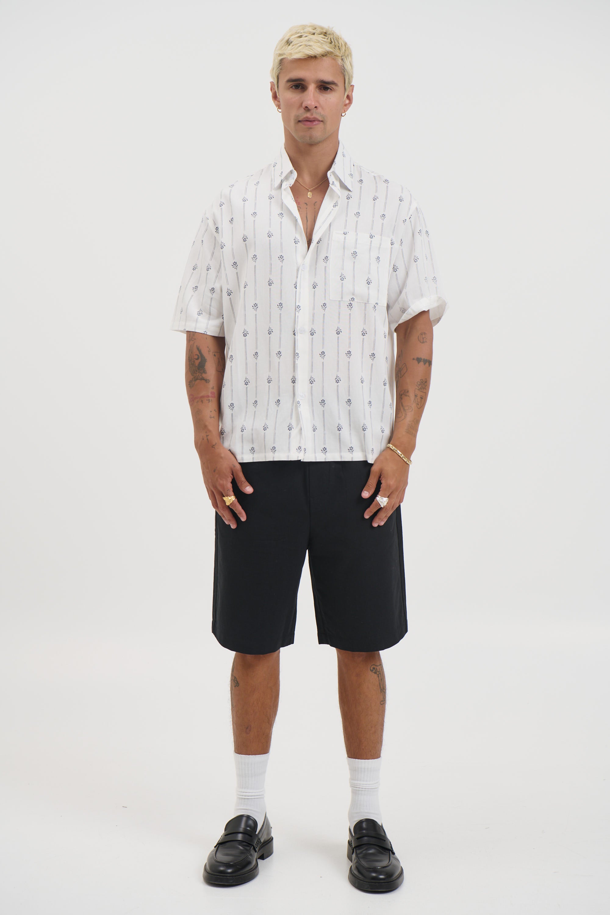 Mike Relaxed Short Black