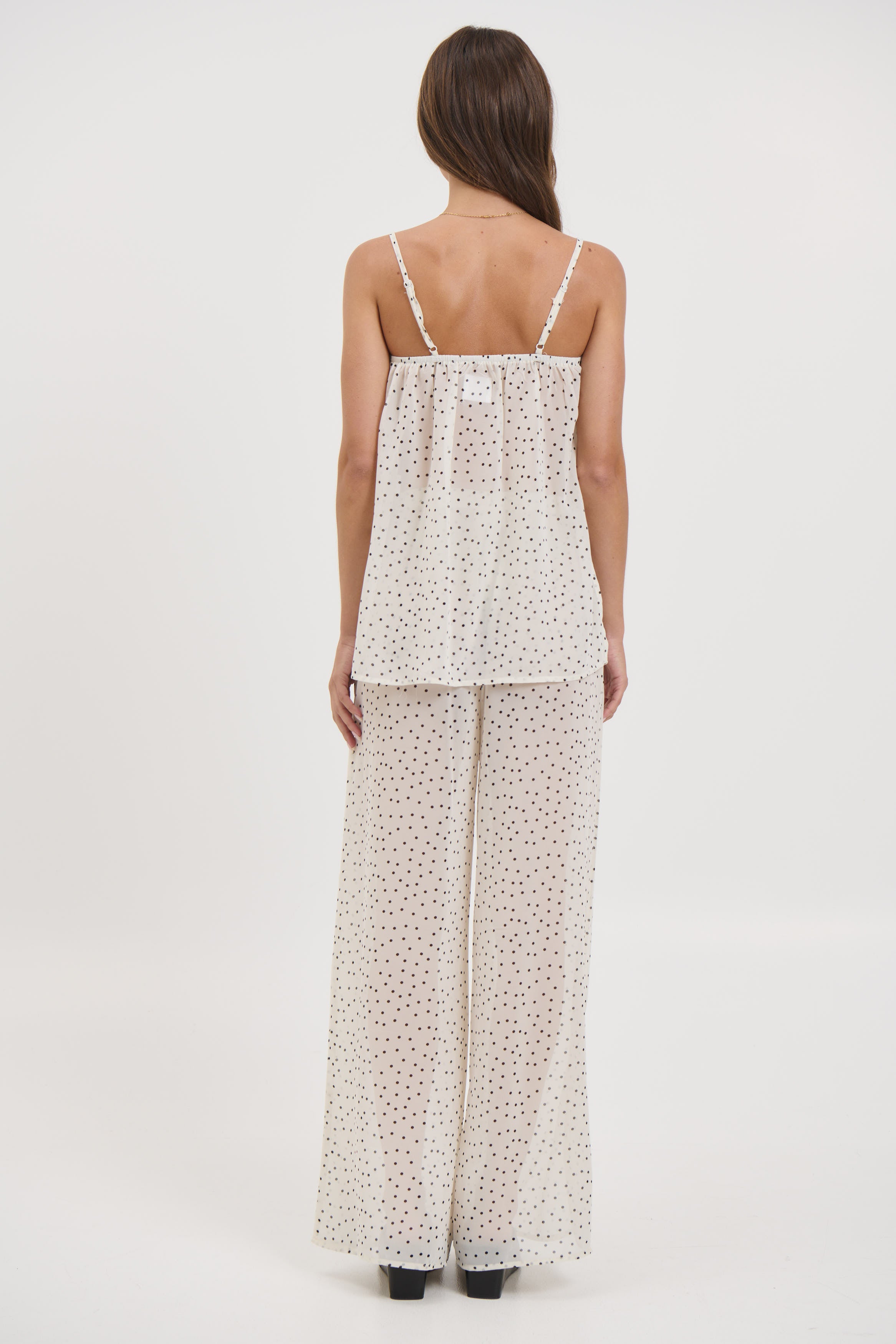 Oaklynn Sheer Set Cream