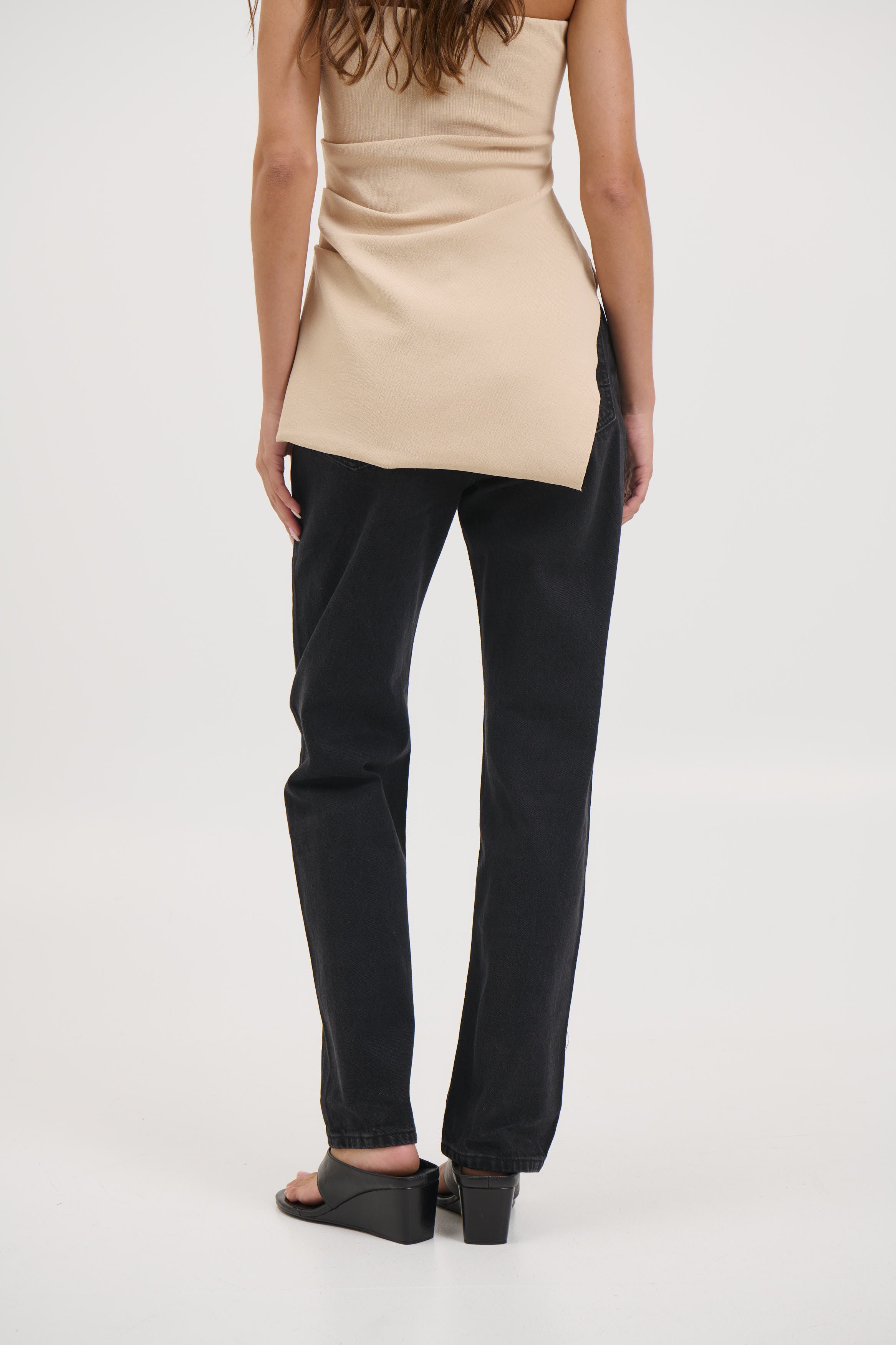 Julia Jean Backstage Black