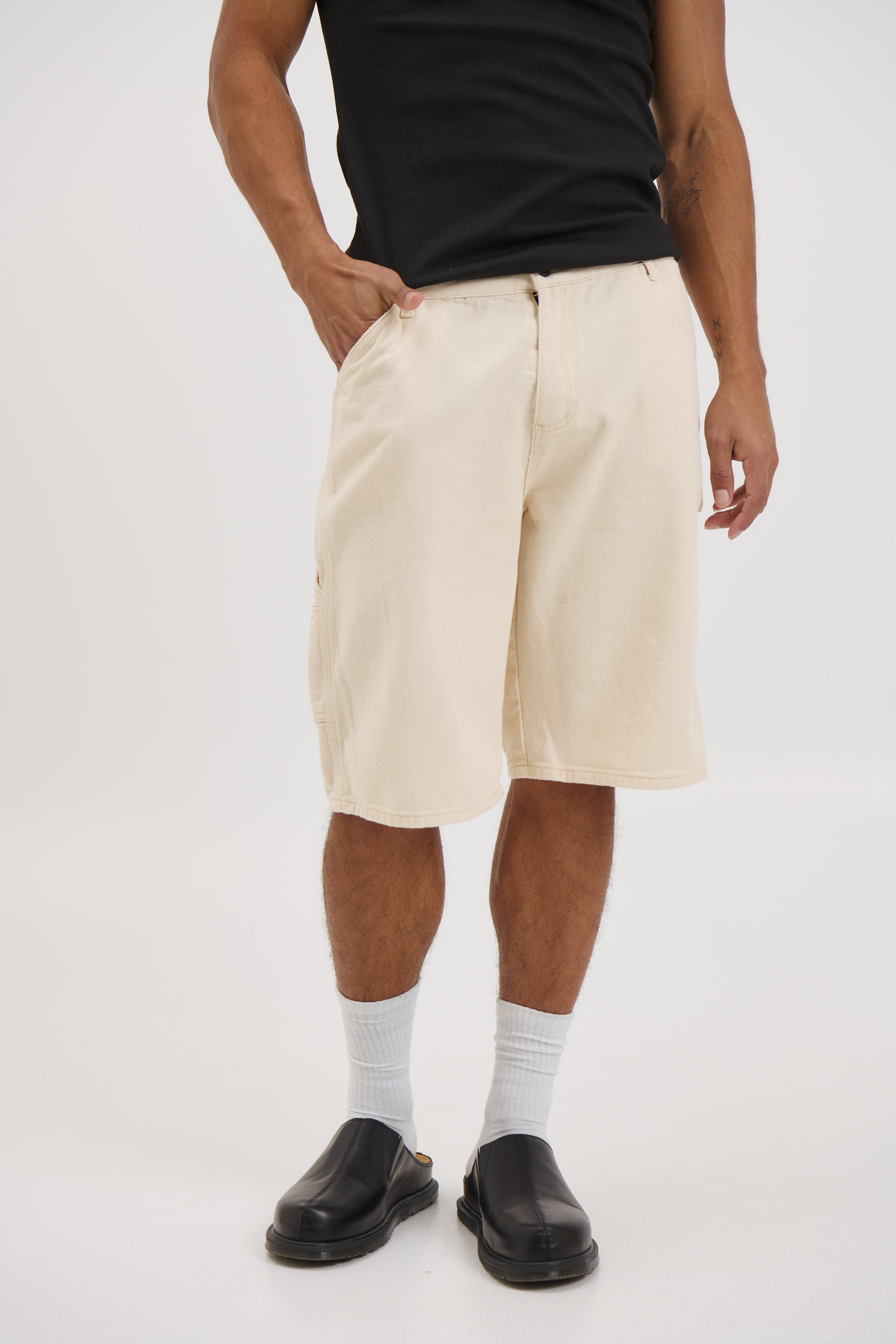 Jules Carpenter Short Ivory