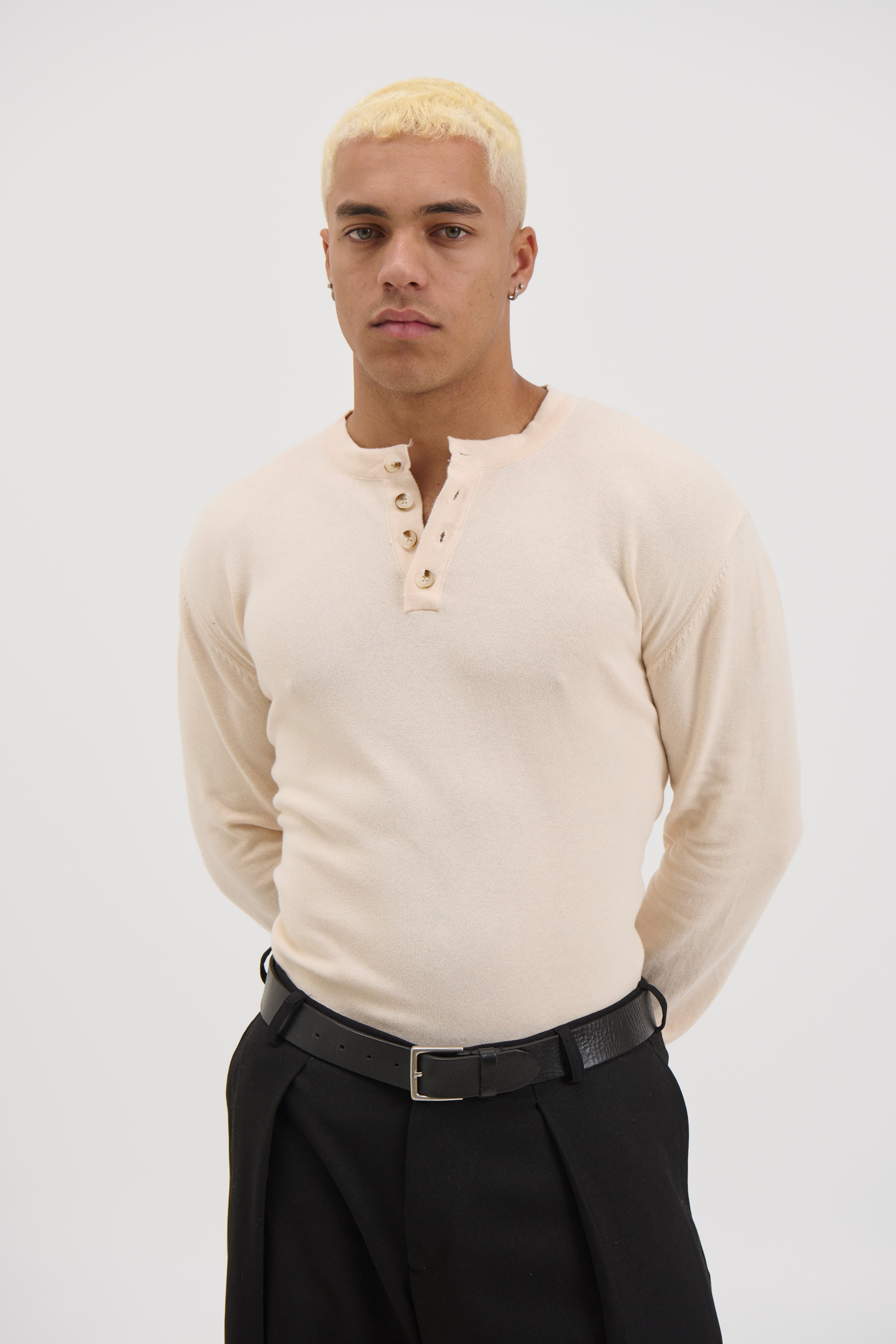 Jackson Fitted Henley Ivory
