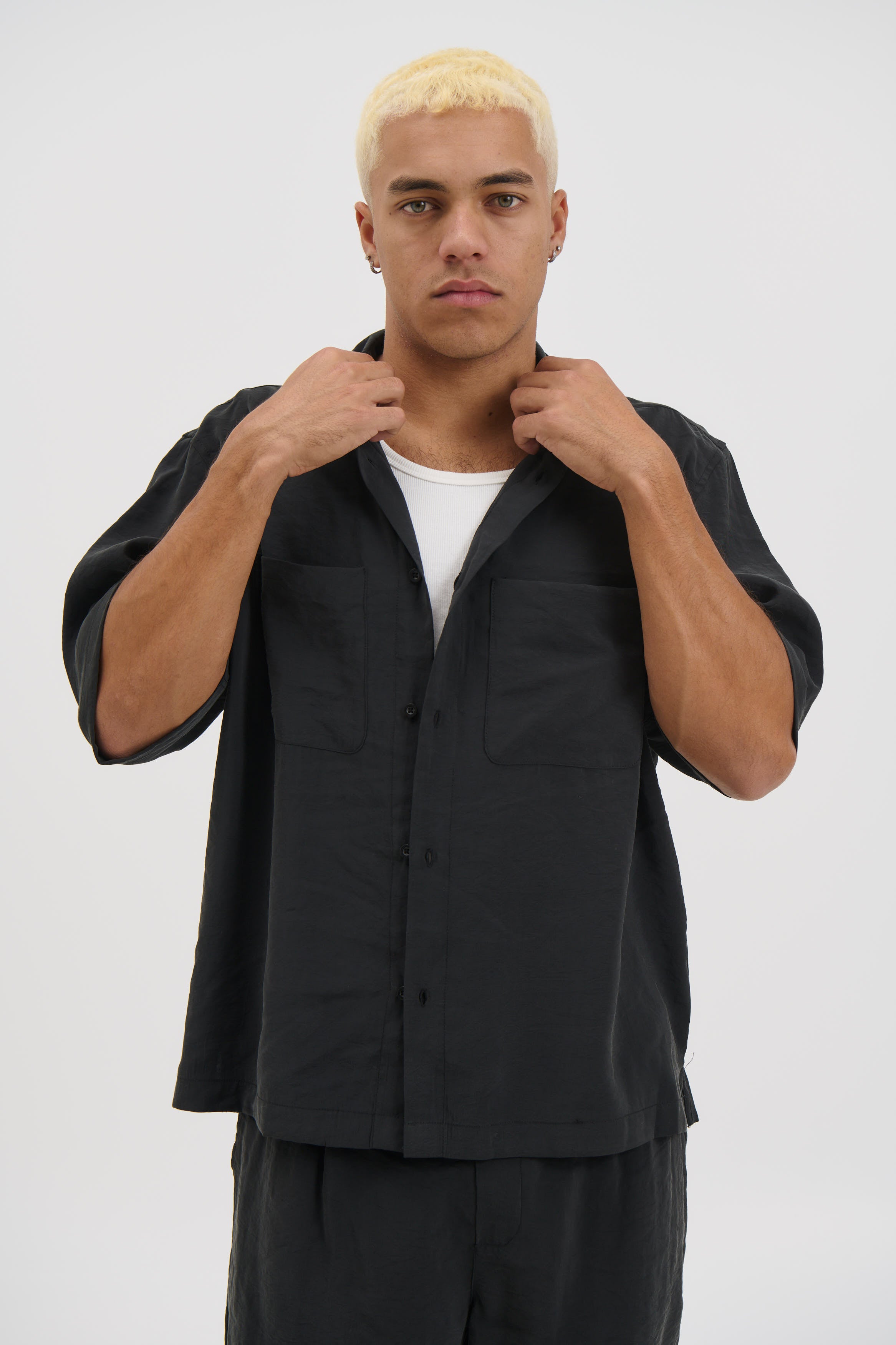 Simon Drape Shirt Black