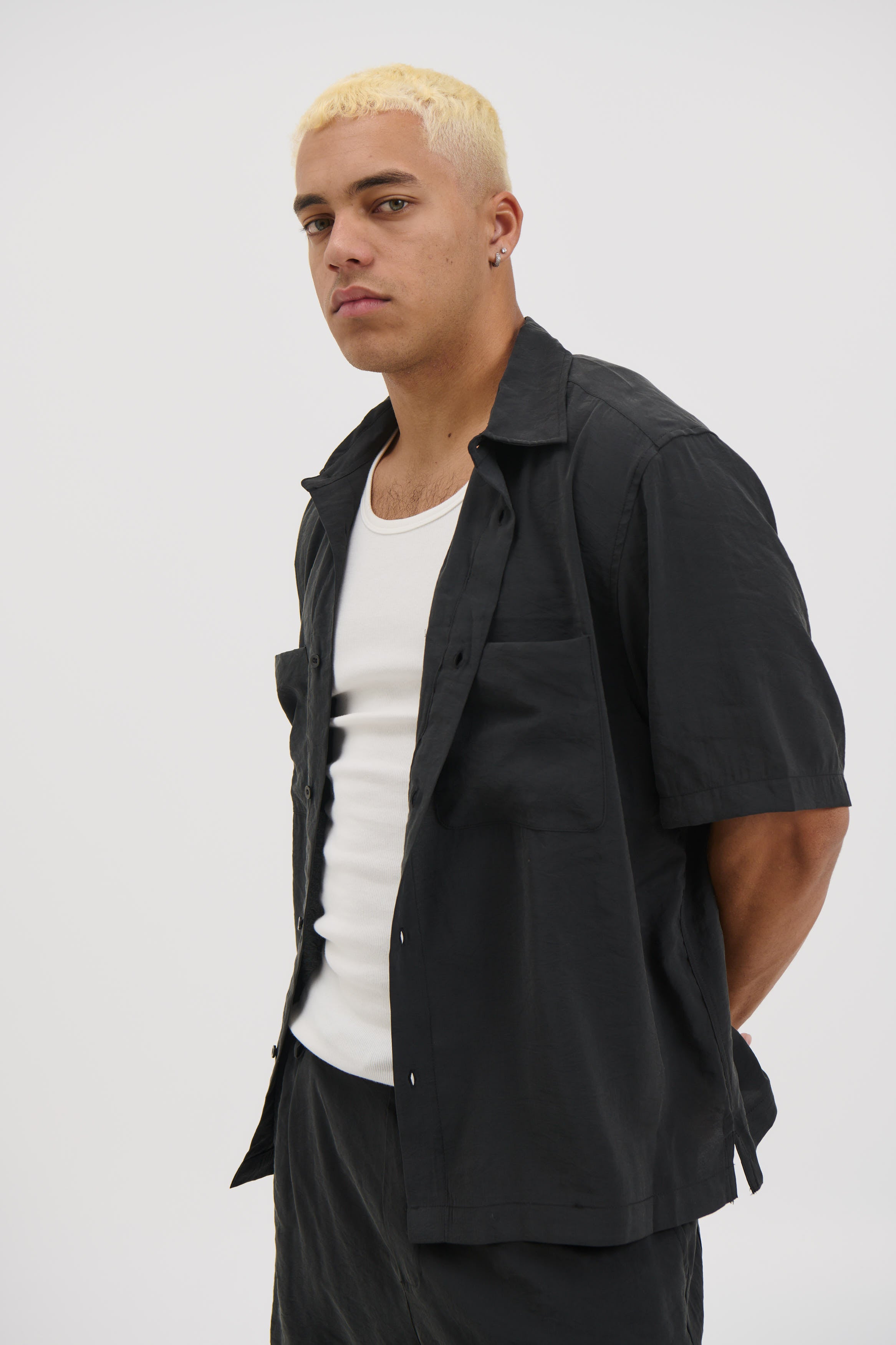 Simon Drape Shirt Black