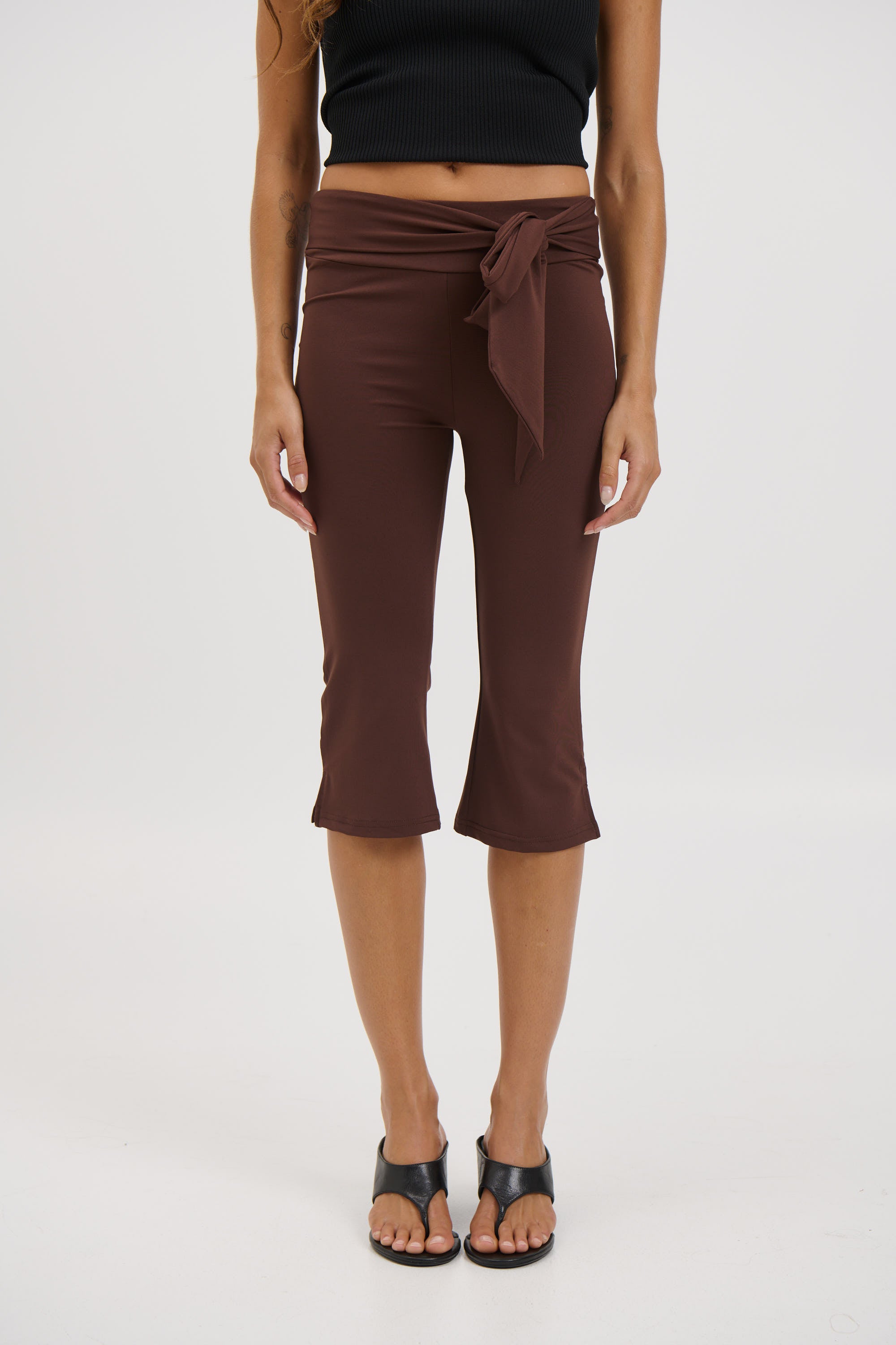 Winona Capri Chocolate