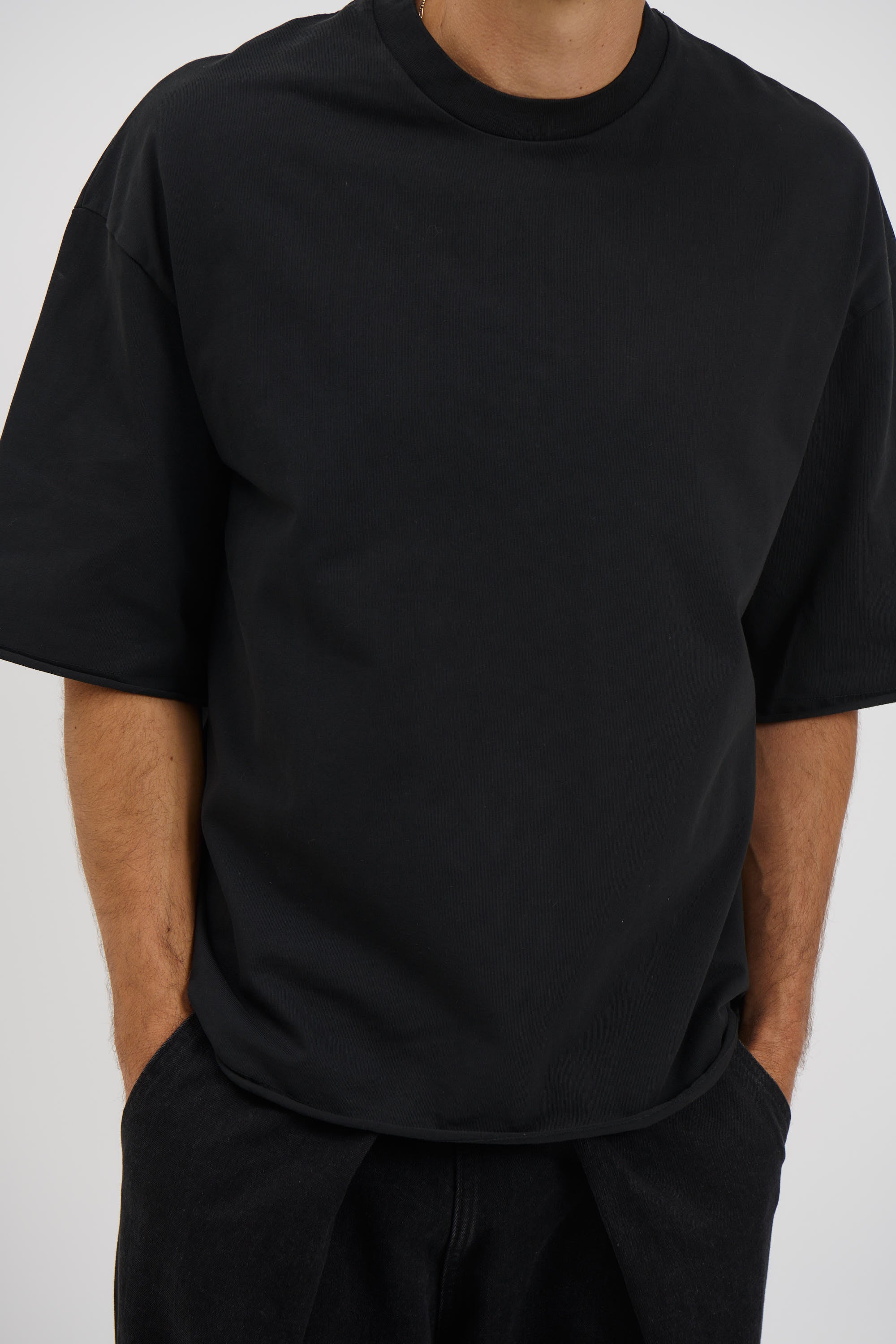 Raw Hem Crew Neck Tee Black