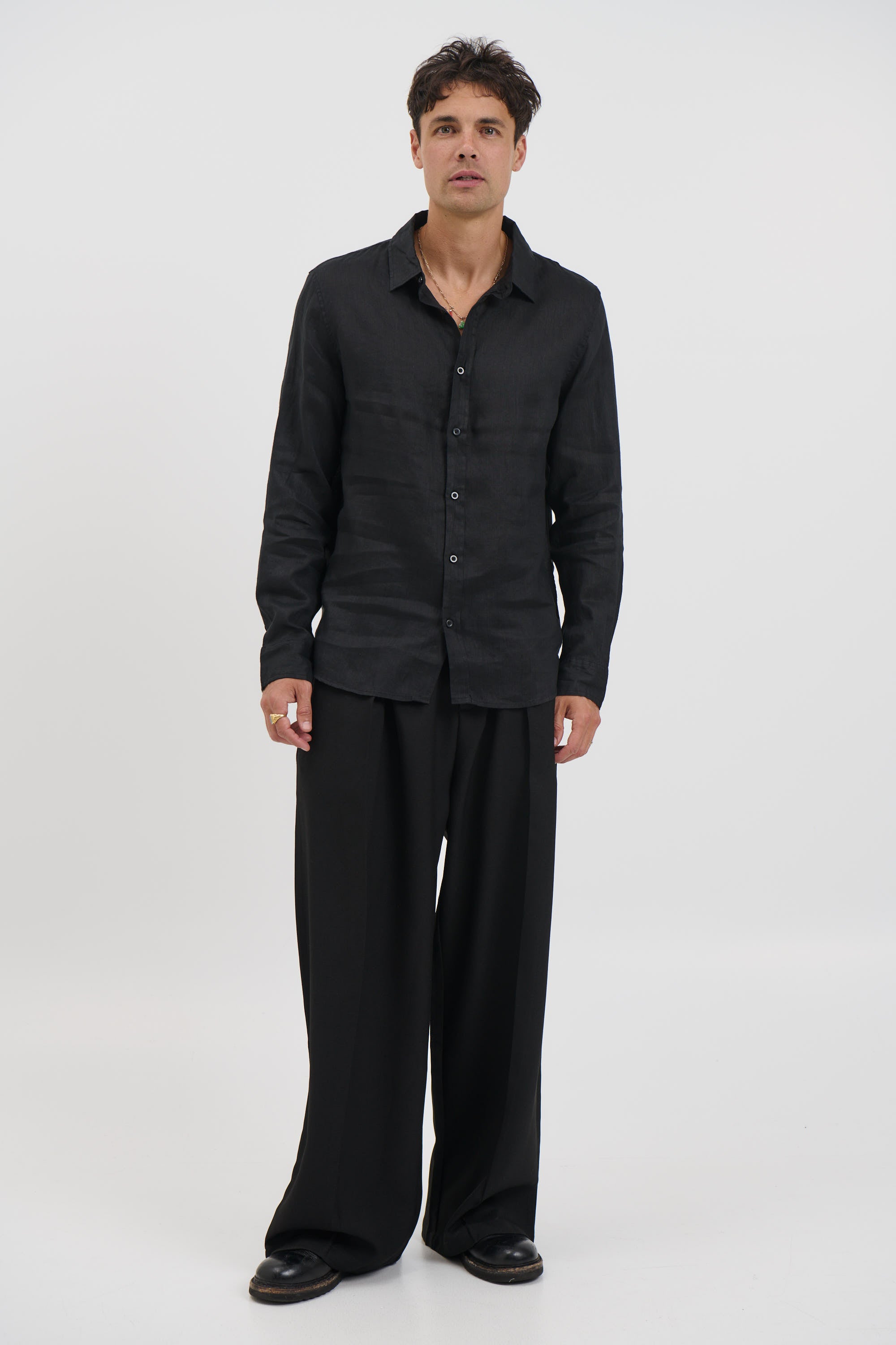 Luca Linen Shirt Black