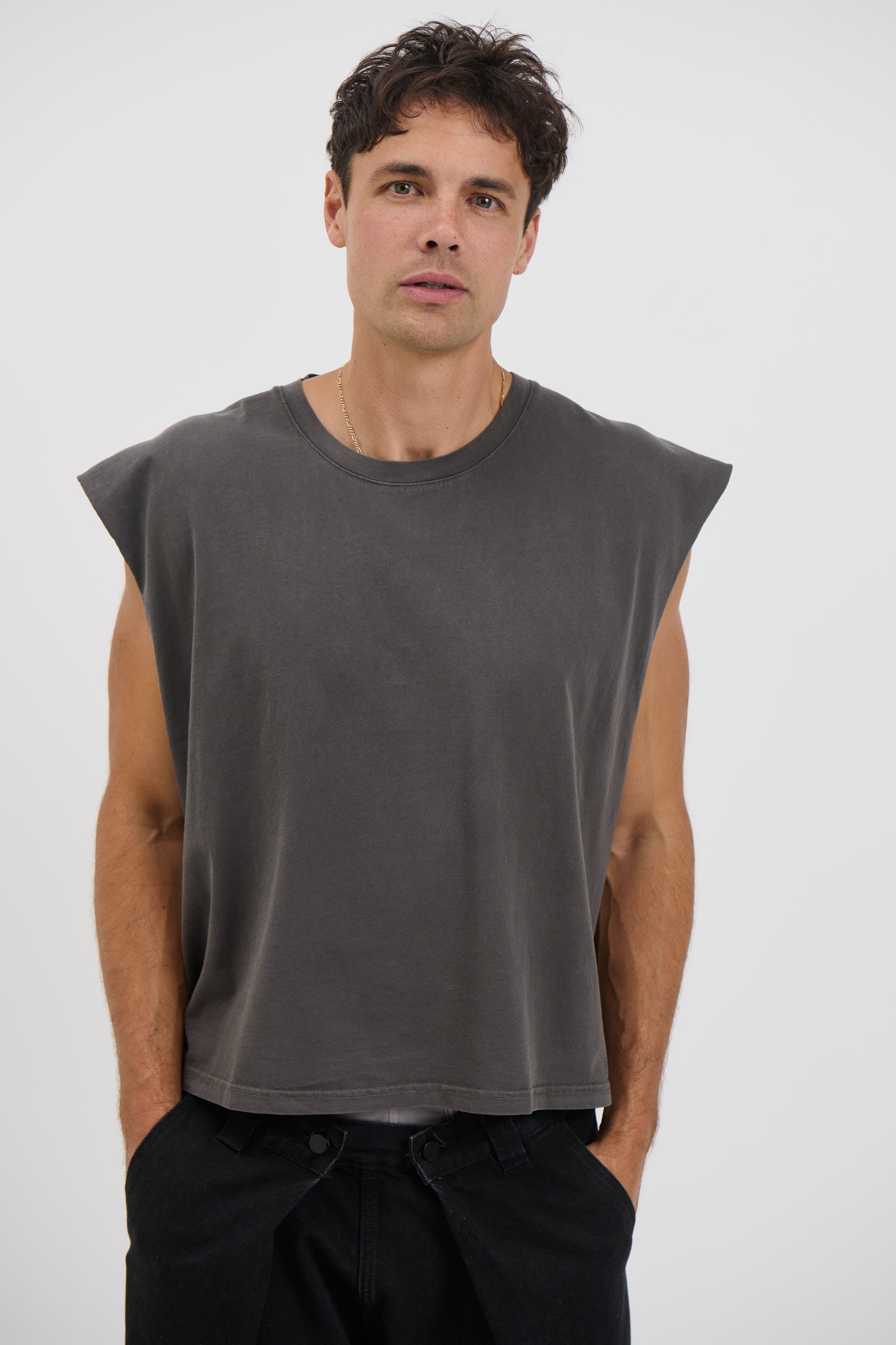 NTH Crop Box Tank Charcoal