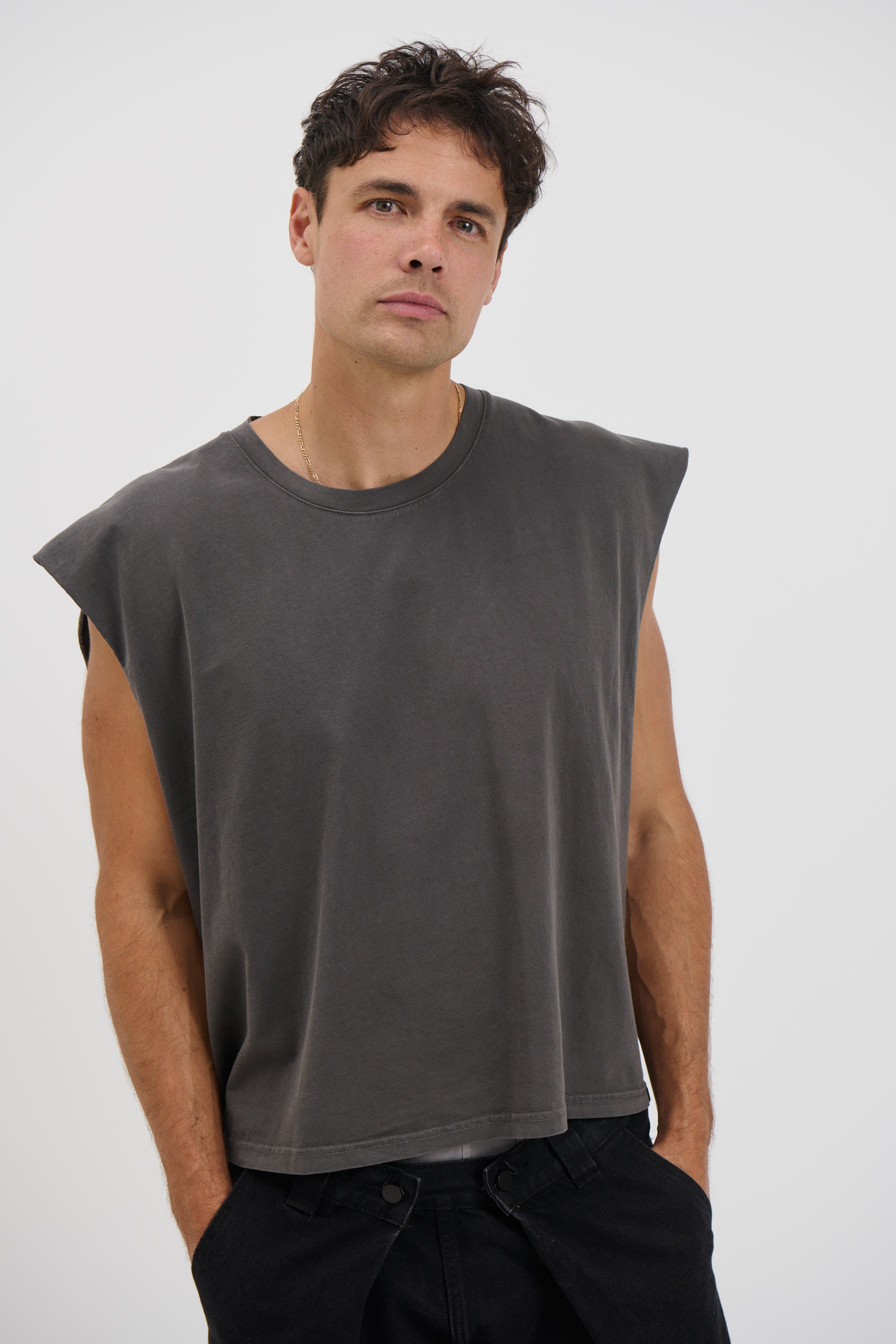 NTH Crop Box Tank Charcoal