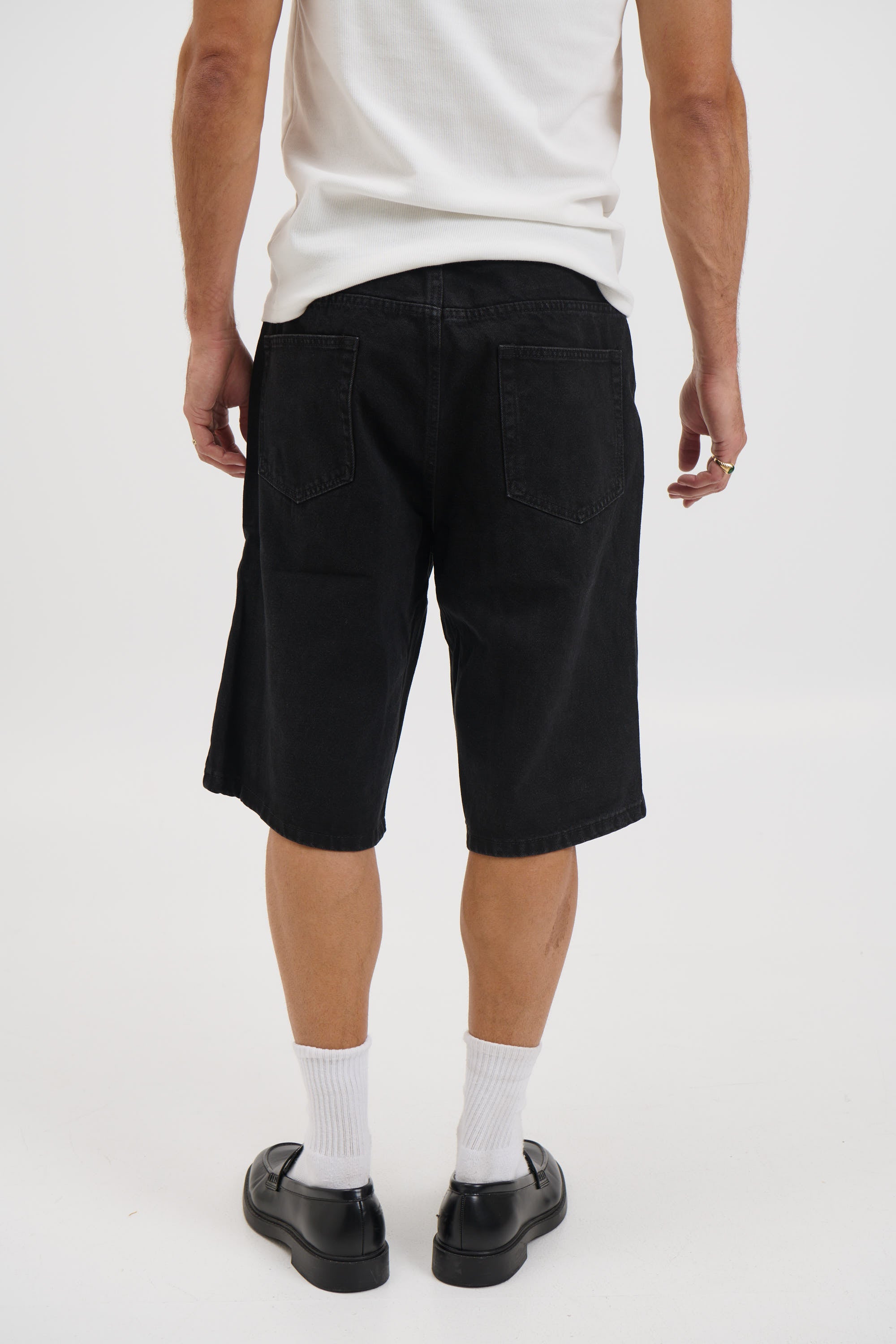 Flint Baggy Denim Jort Black