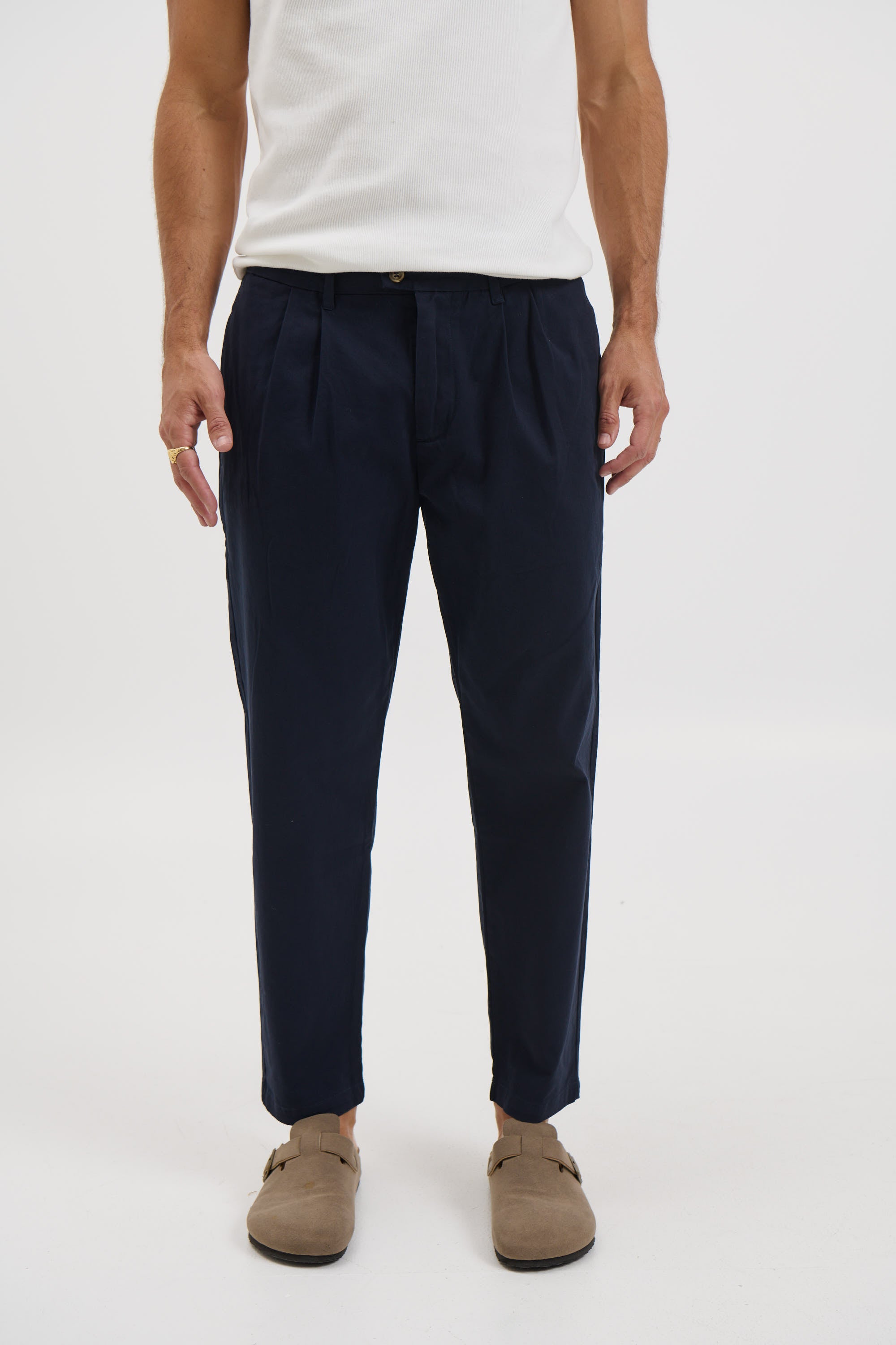 NTH Cropped Pleat Pant Navy