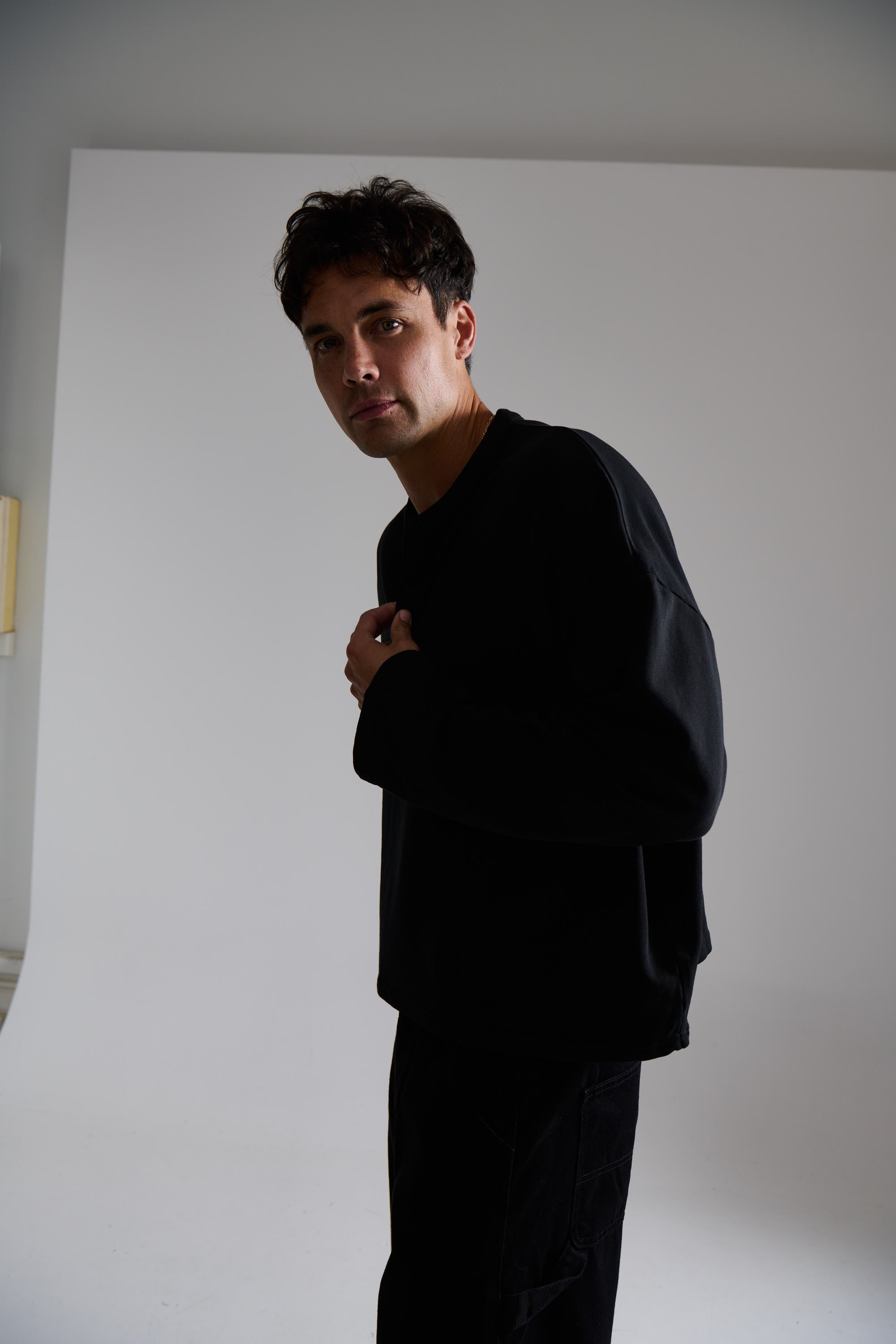 Fleece Crop Henley Black