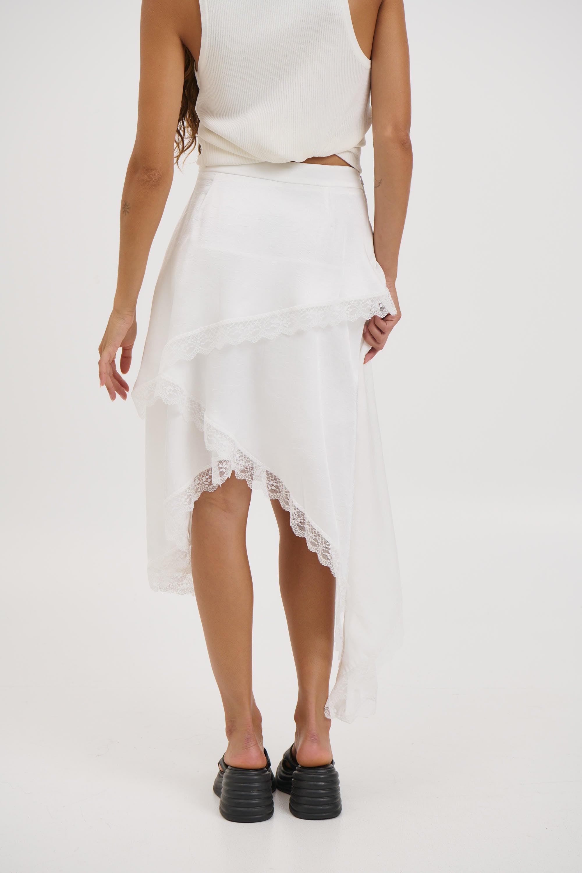 Yianni Midi Skirt White