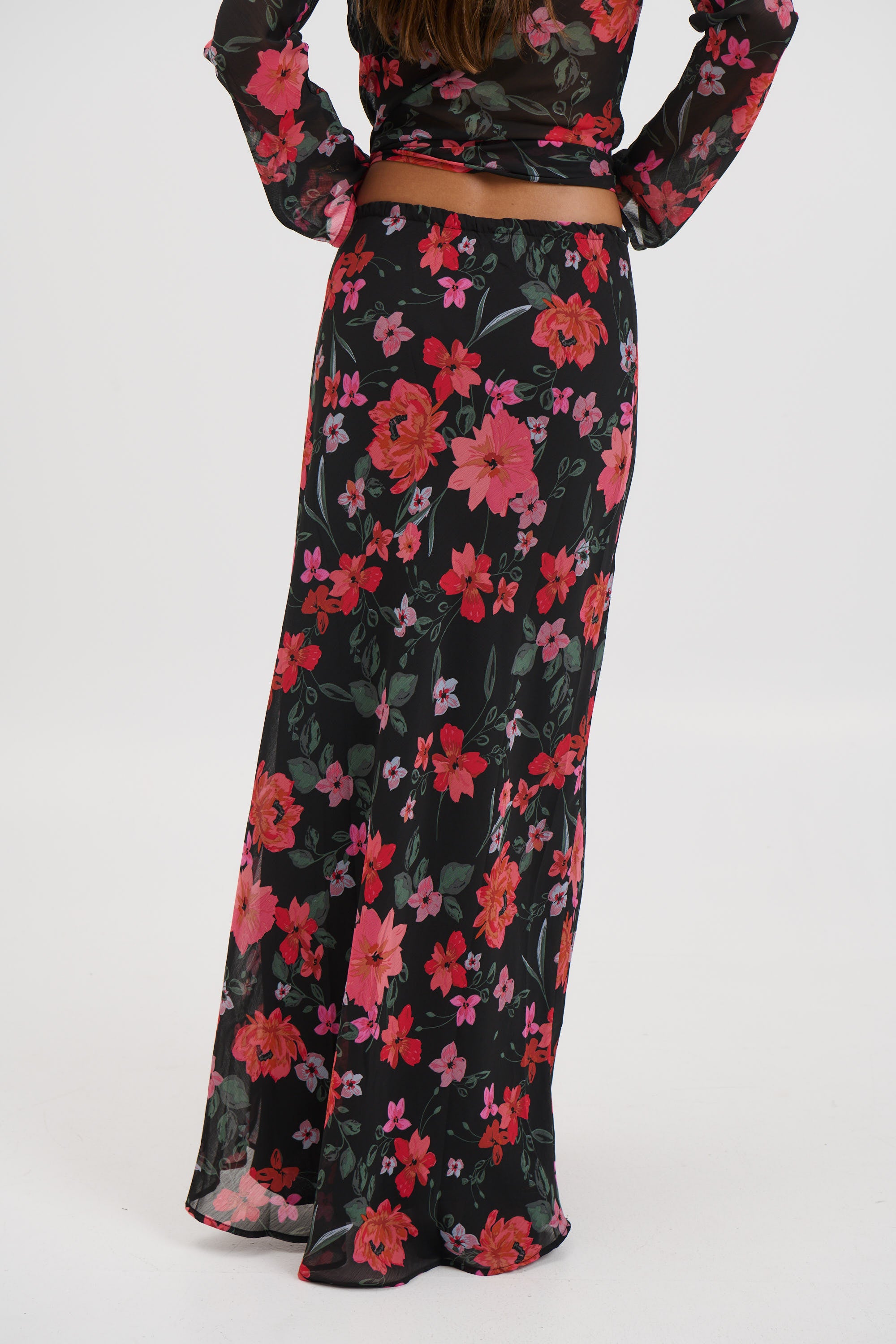 Angie Maxi Skirt Black Floral