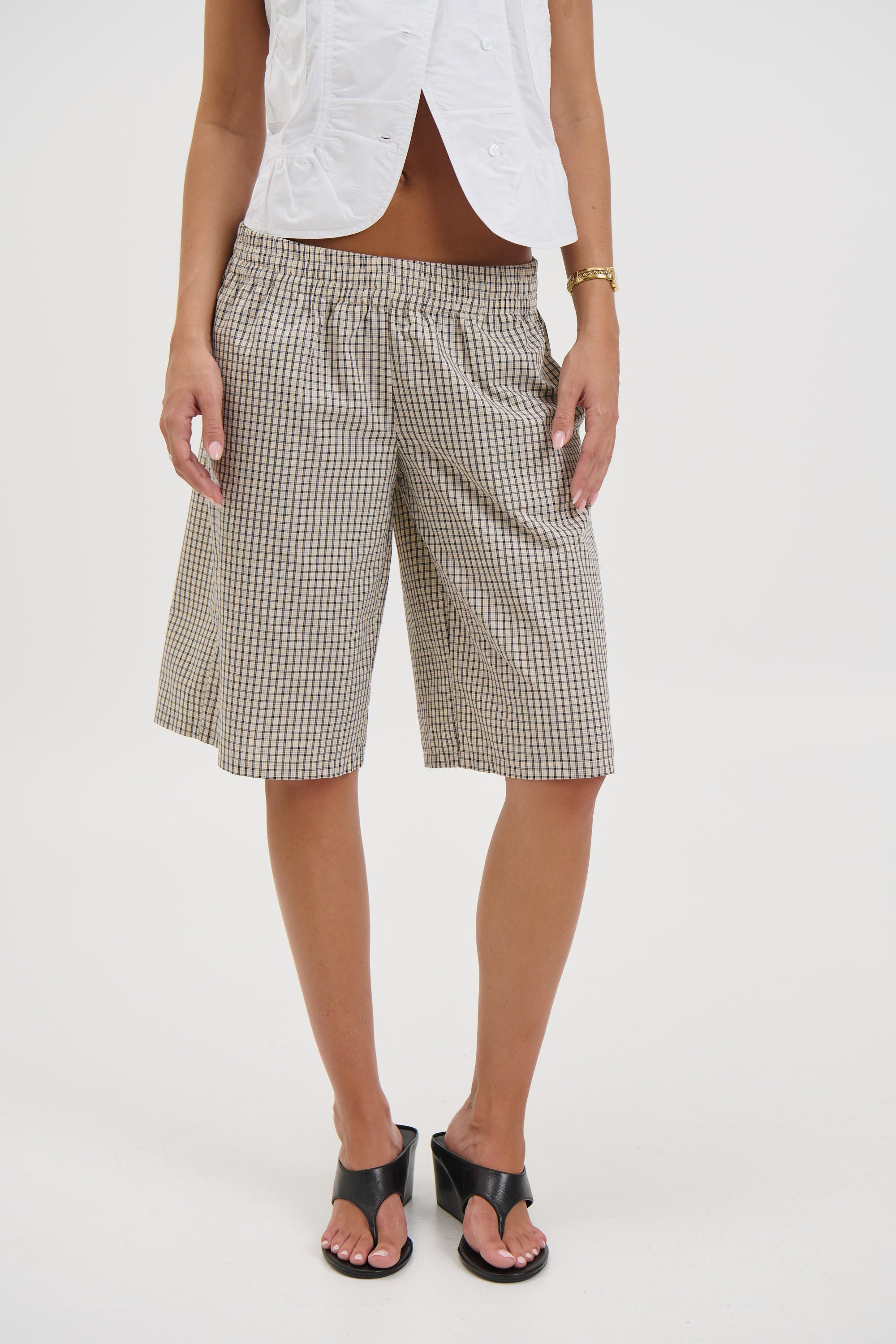 Sevigney Long Short Cream Check