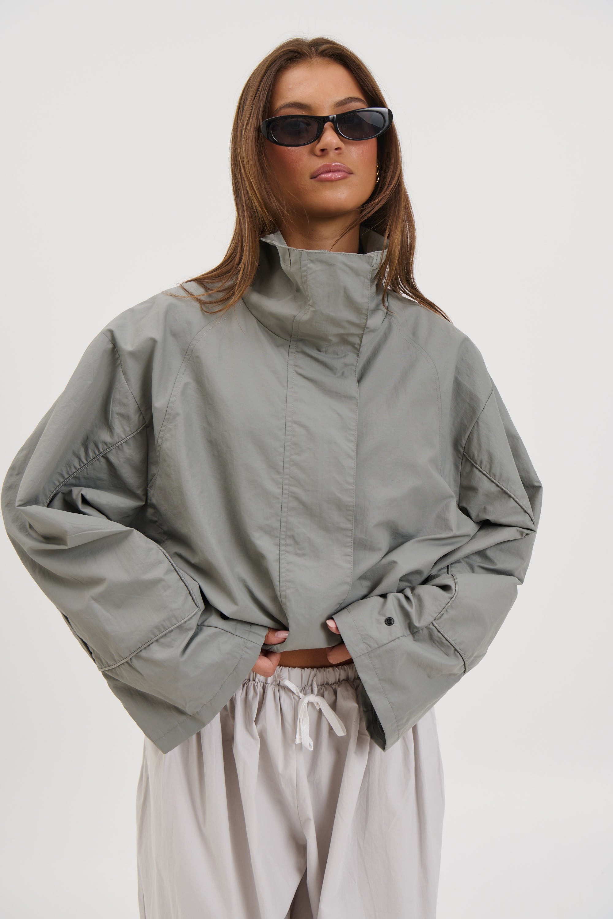 Shoreline Windbreaker Silver
