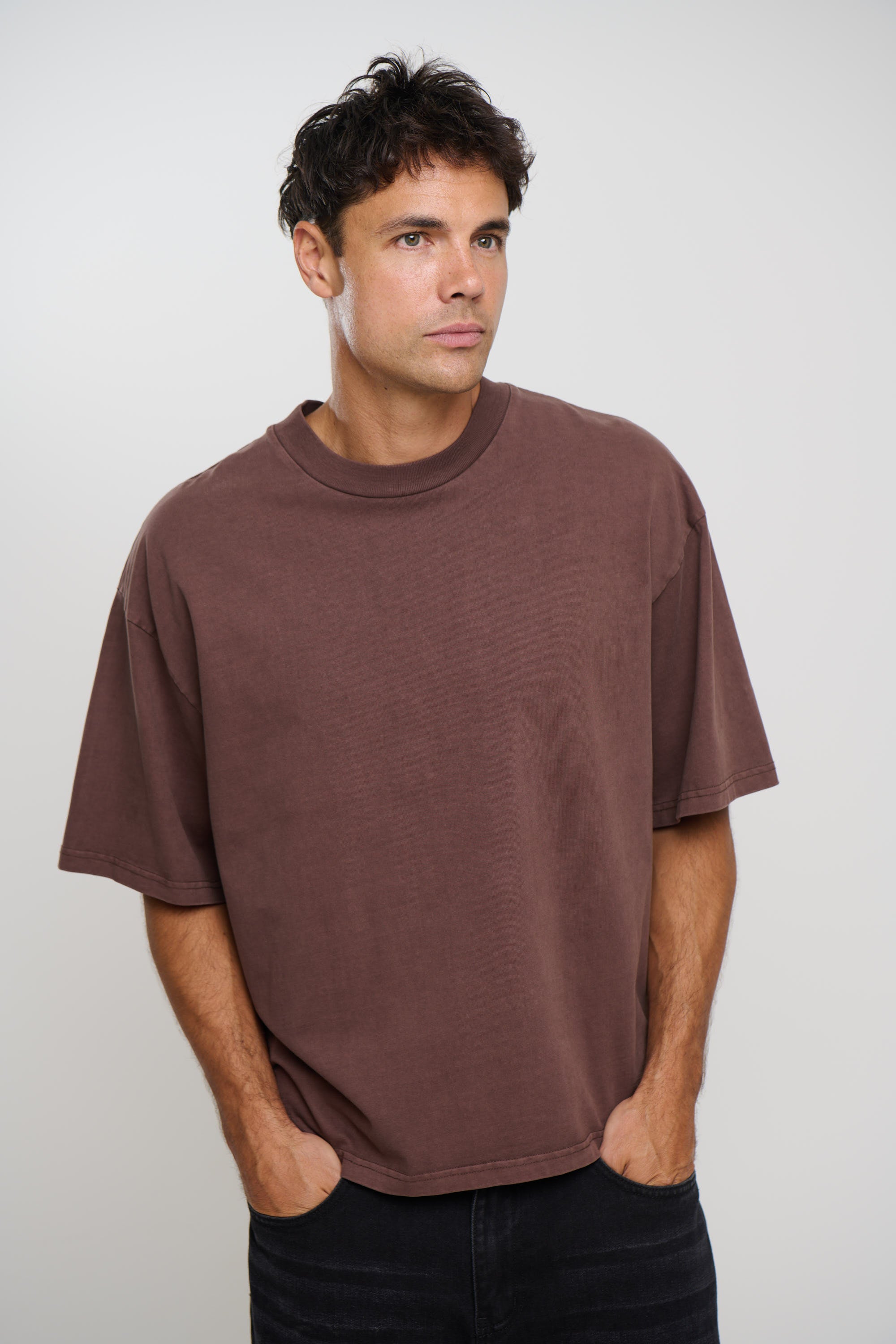 Emmett Box Tee Chocolate